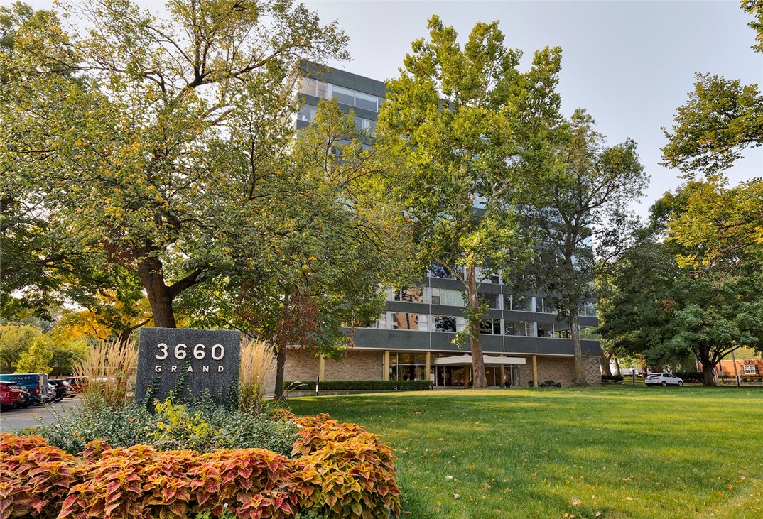 3660 Grand Avenue 920