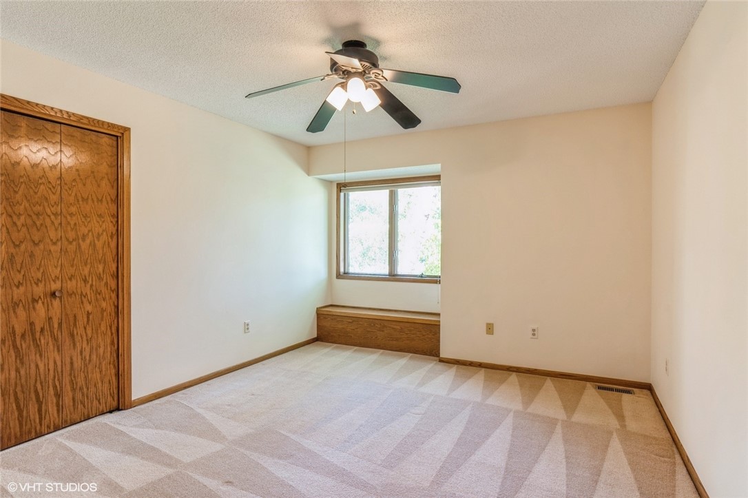 3700 SW 37th Street