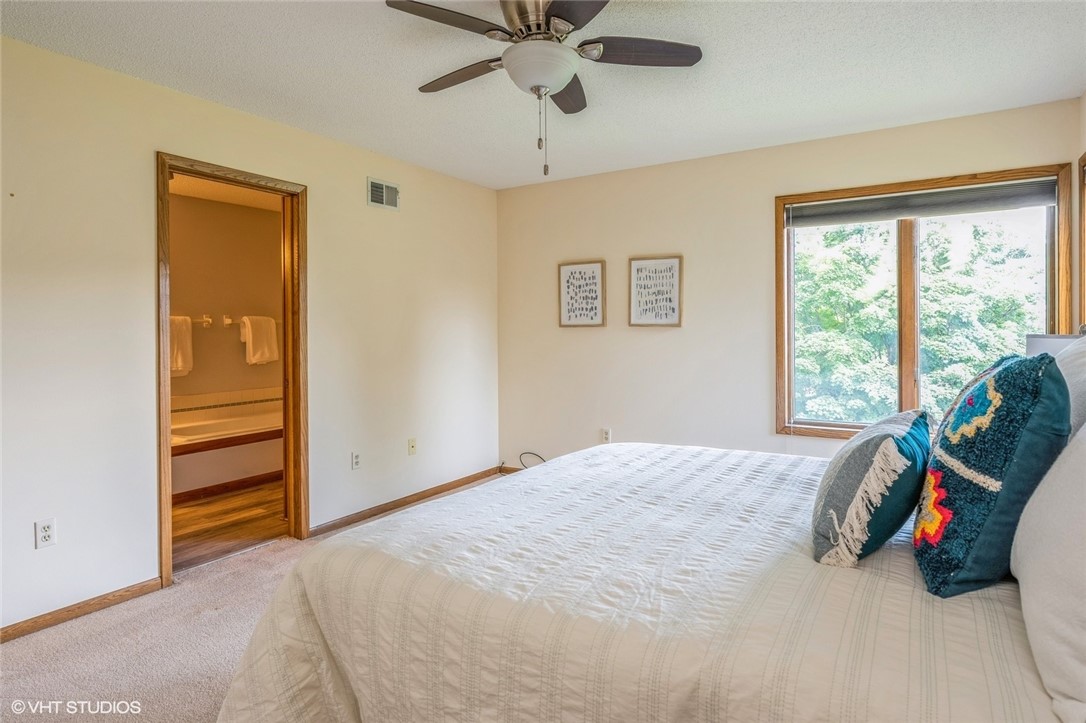3700 SW 37th Street