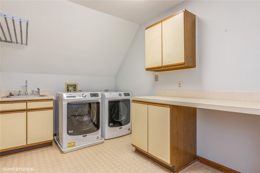 3700 SW 37th Street