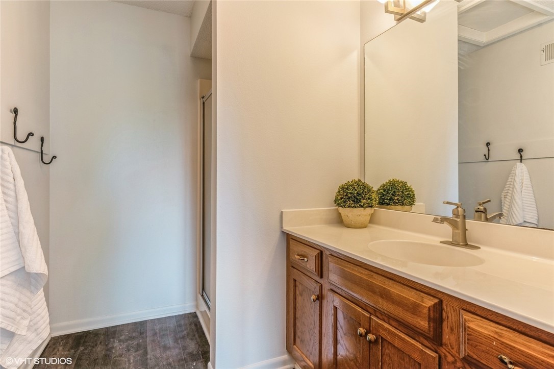 3700 SW 37th Street