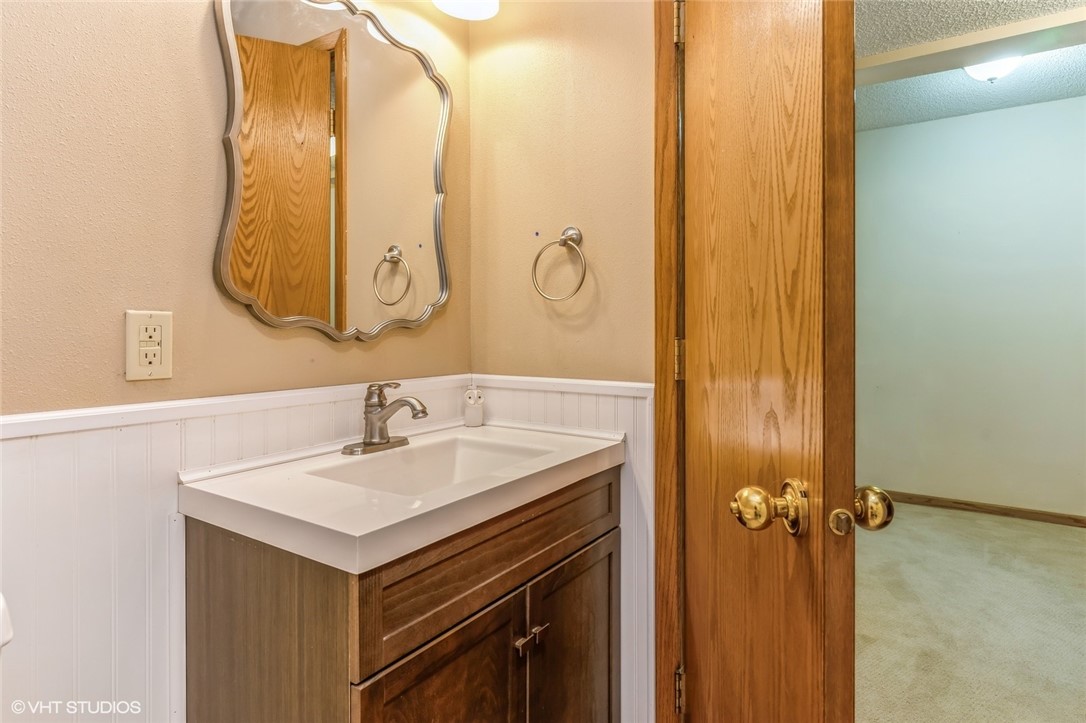 3700 SW 37th Street