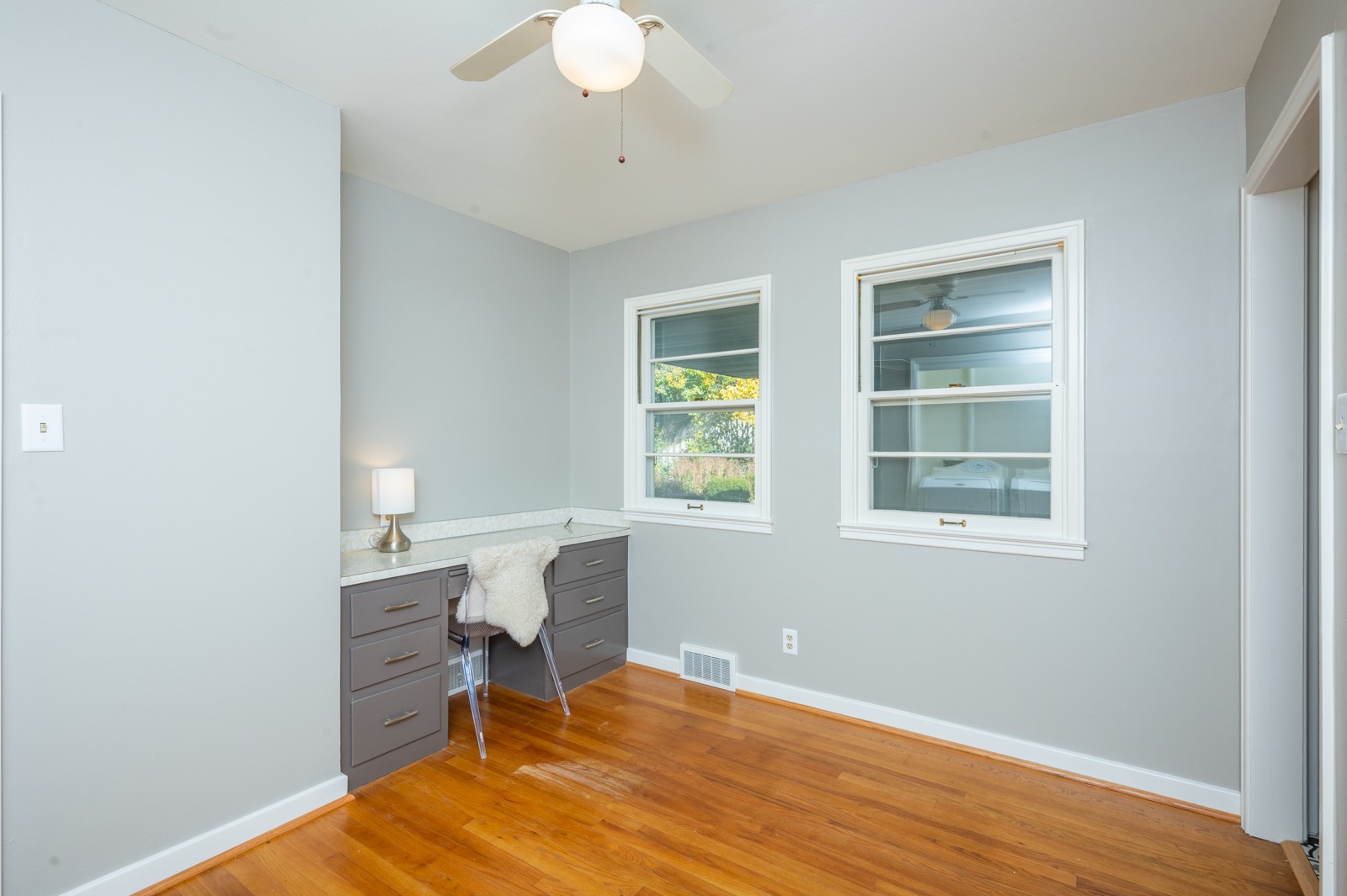 1125 Cummins Parkway