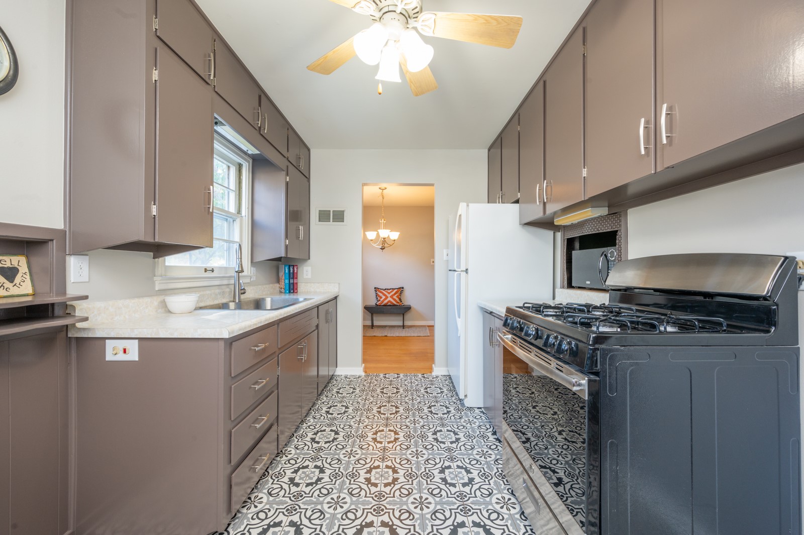1125 Cummins Parkway