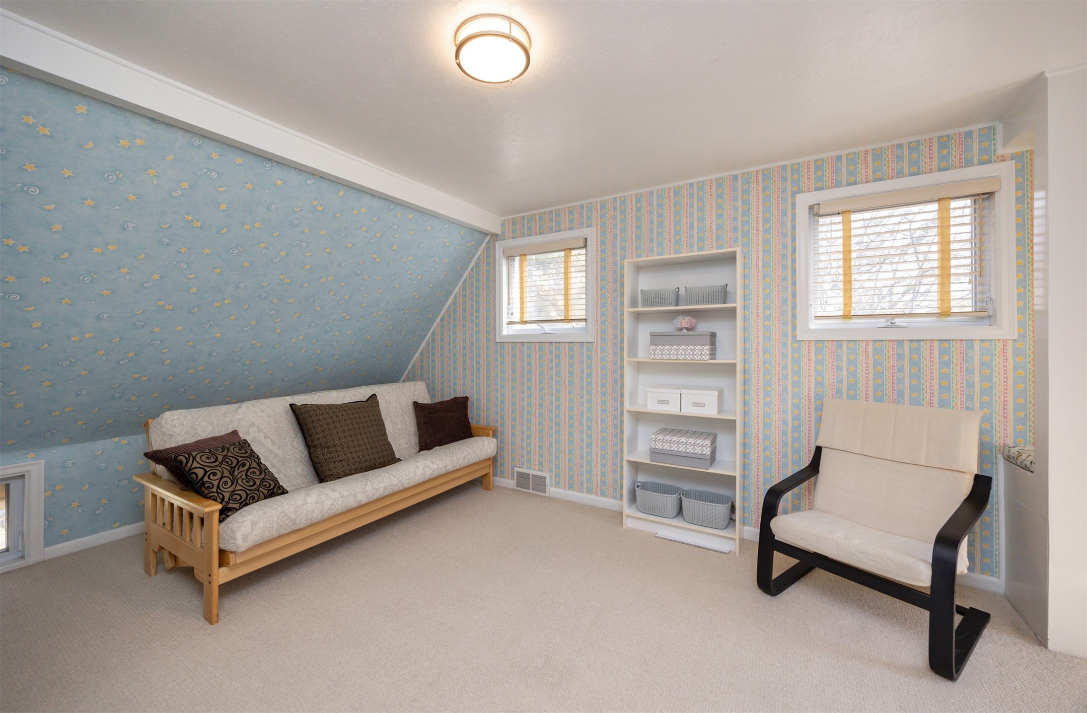 3800 Lincoln Place Drive