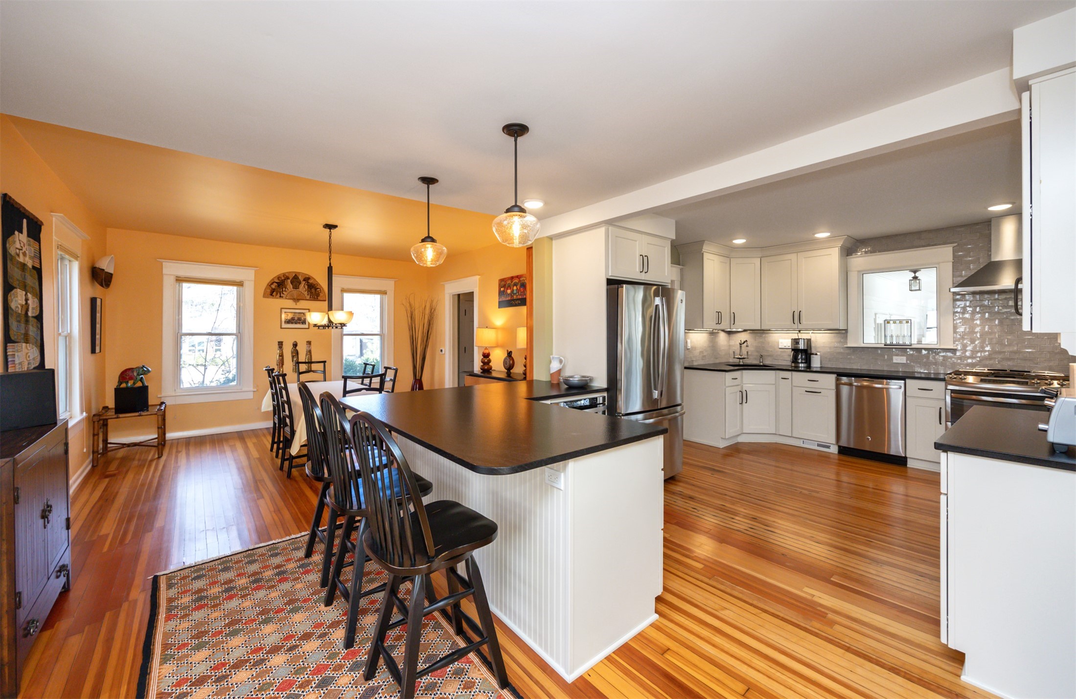 3800 Lincoln Place Drive