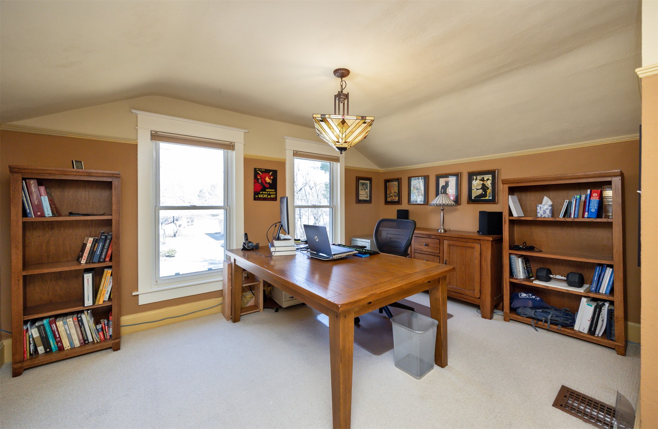 3800 Lincoln Place Drive