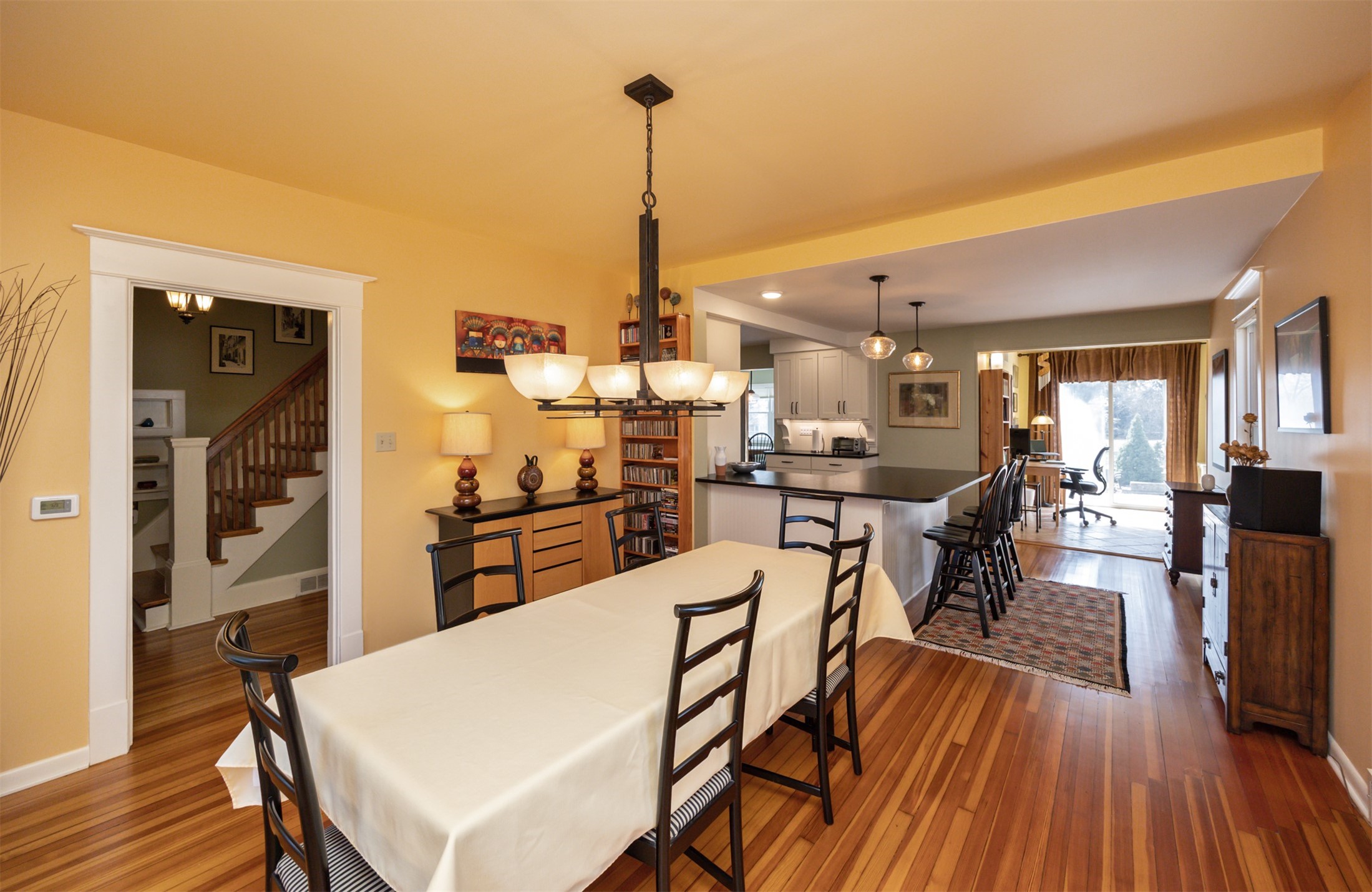 3800 Lincoln Place Drive