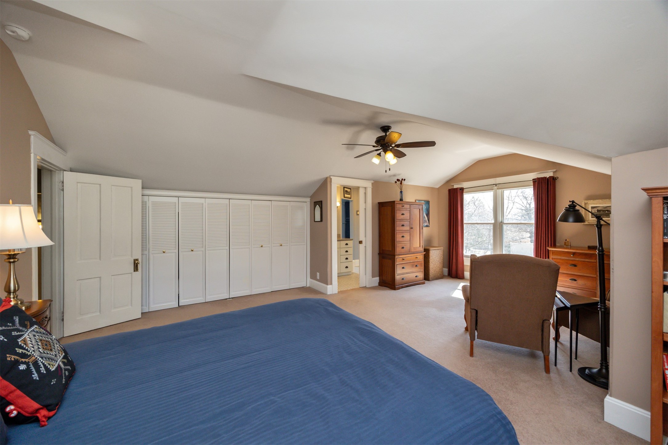 3800 Lincoln Place Drive