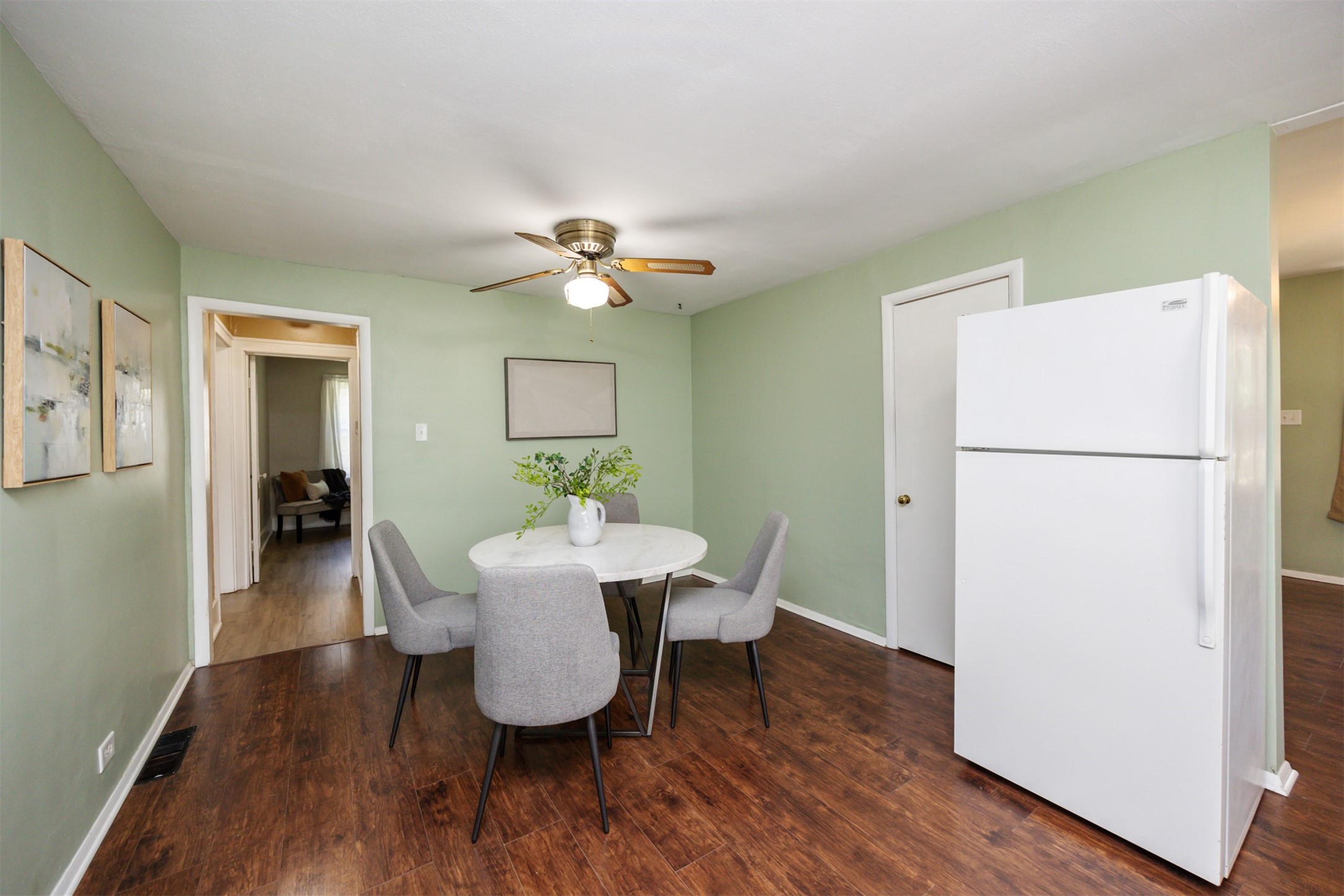221 9th Street