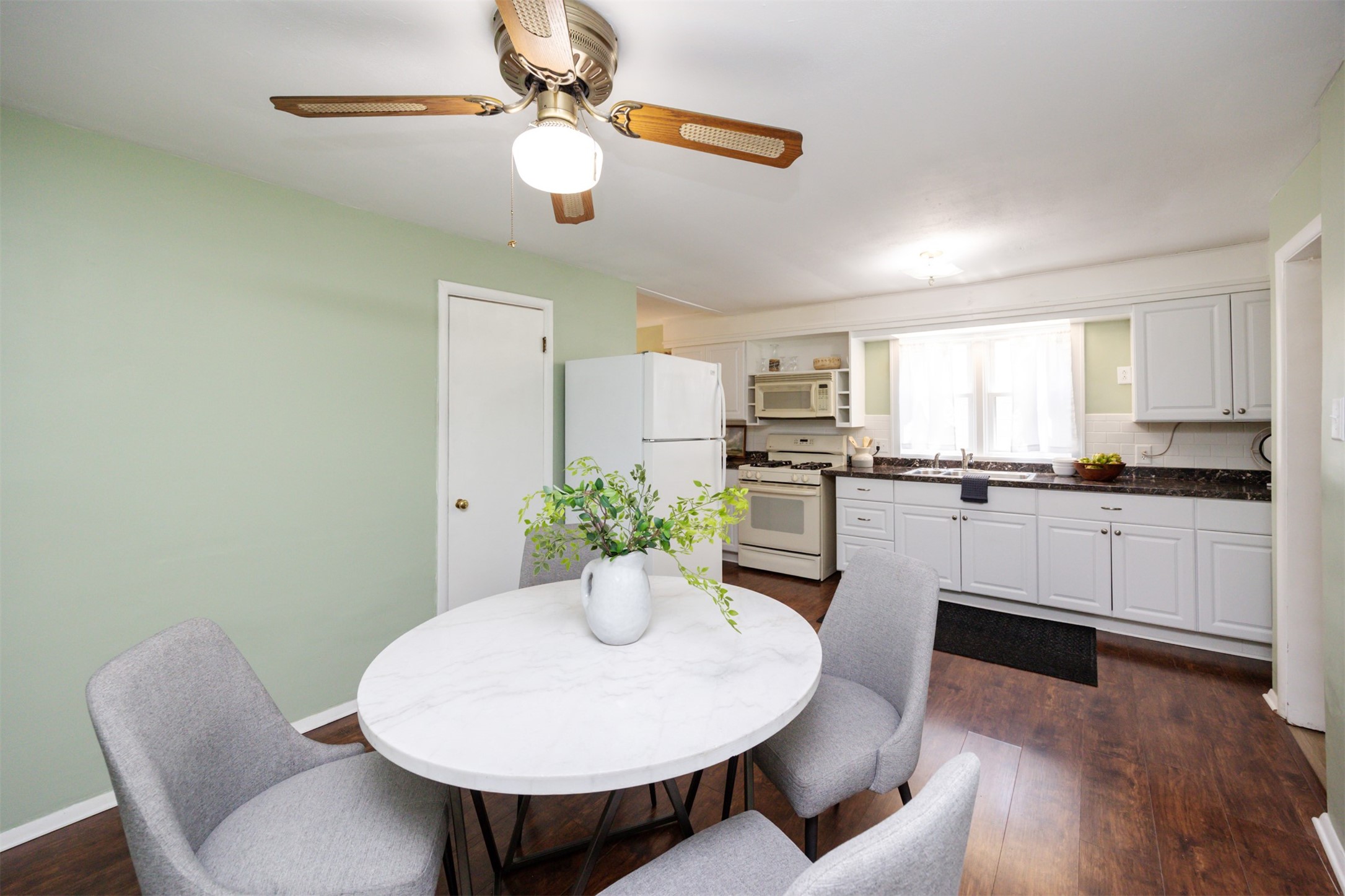 221 9th Street