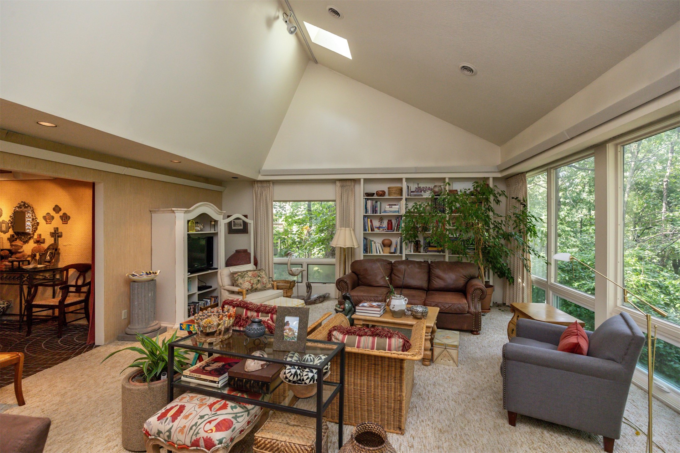 4001 Crestmoor Place