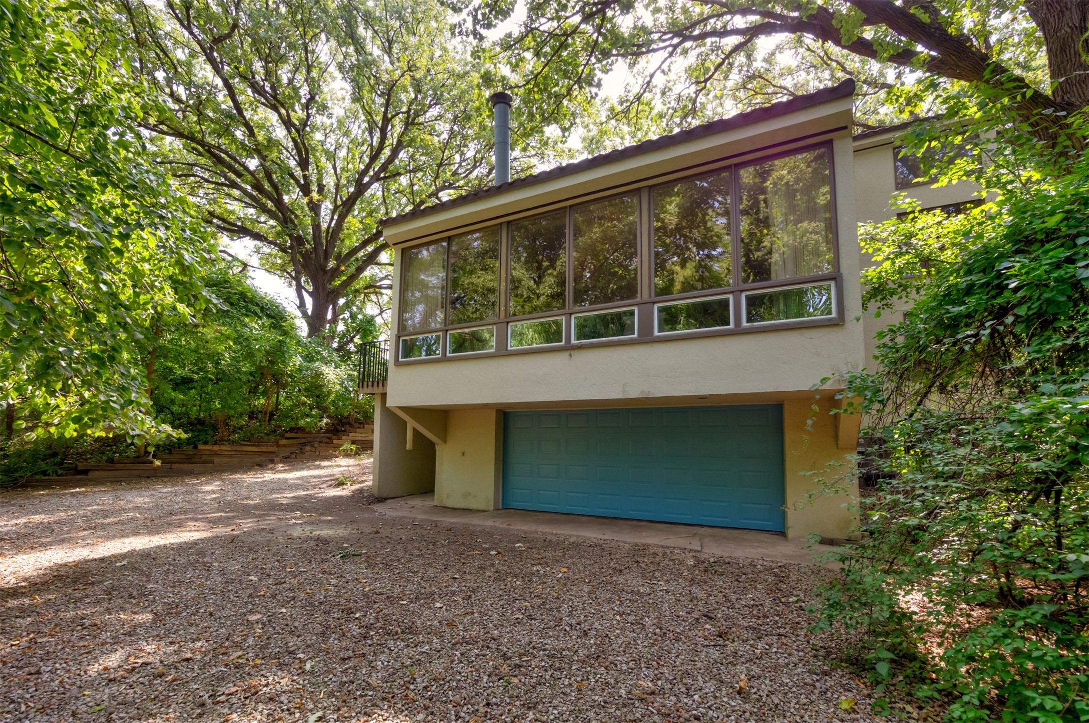 4001 Crestmoor Place