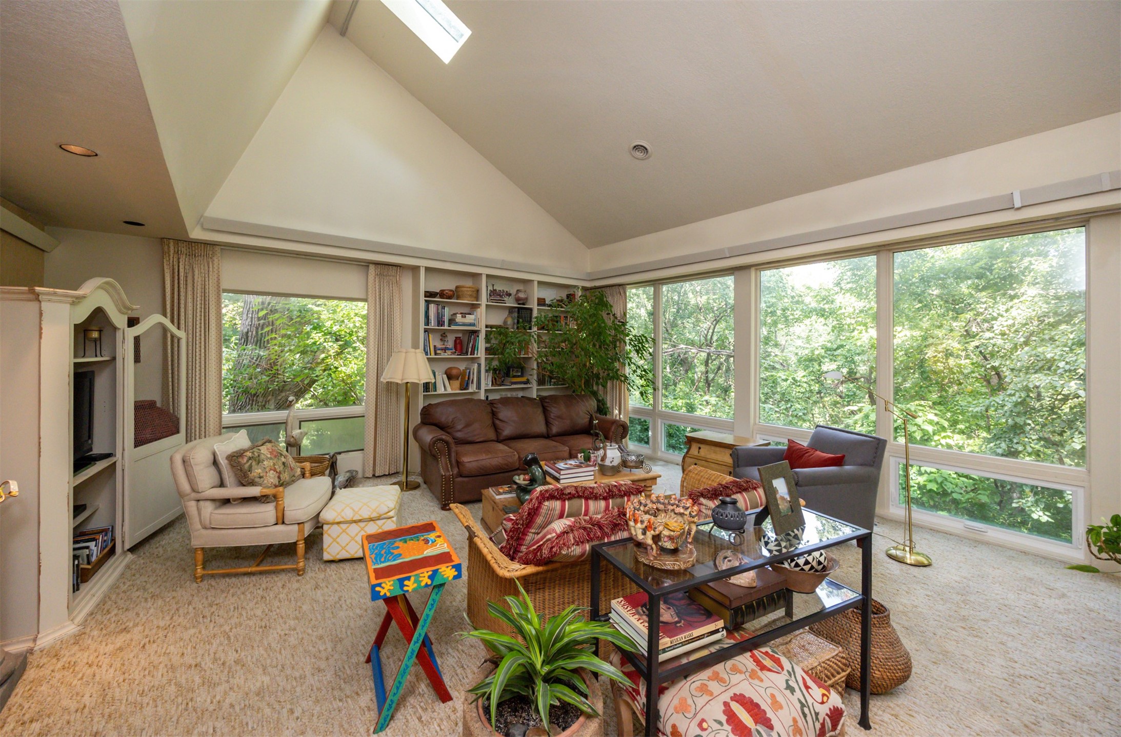 4001 Crestmoor Place