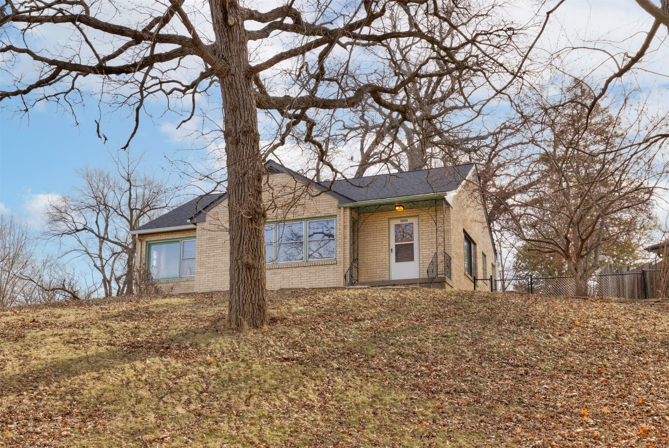 5000 Pleasant Street