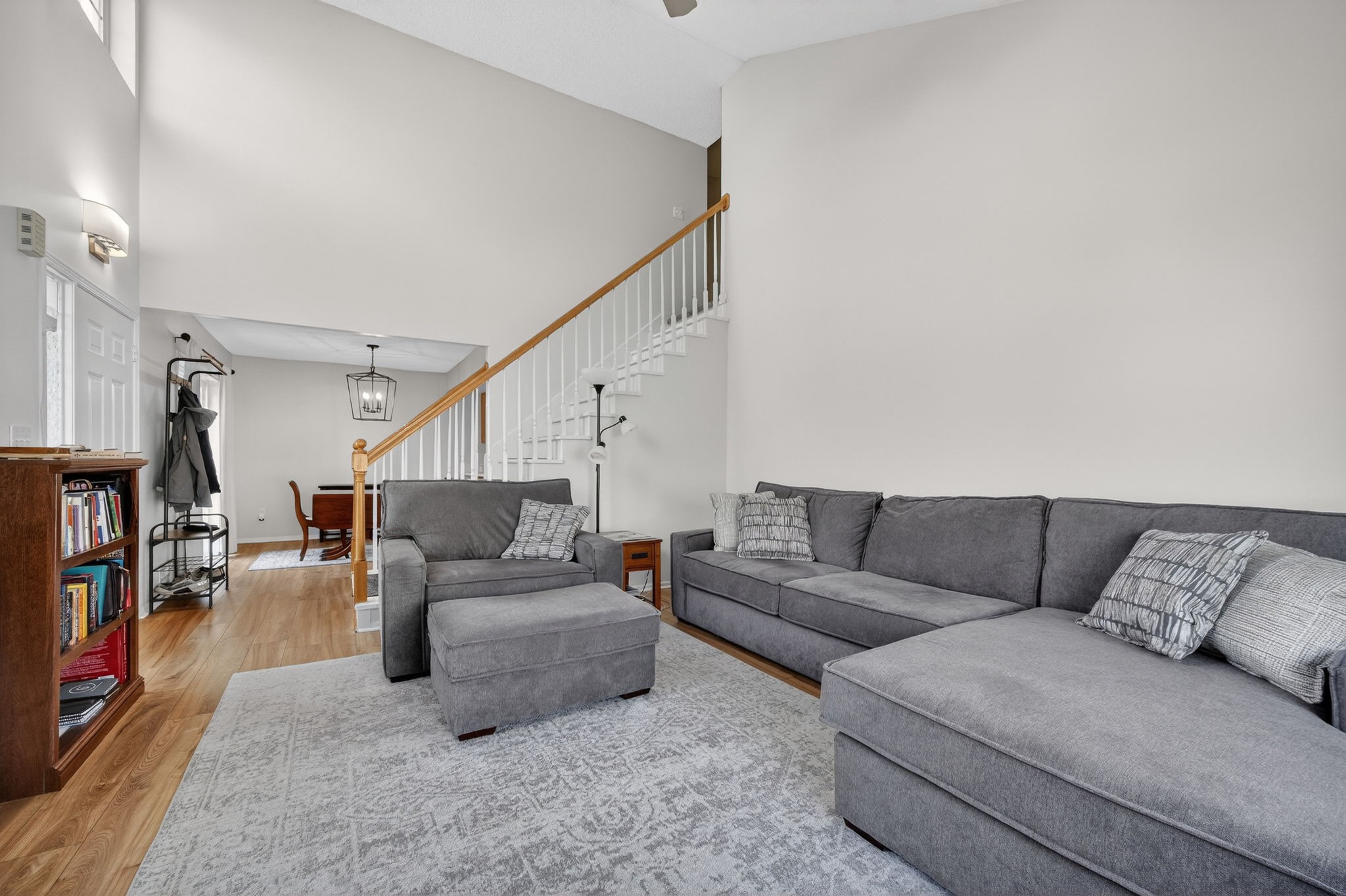 5462 Longview Court 3