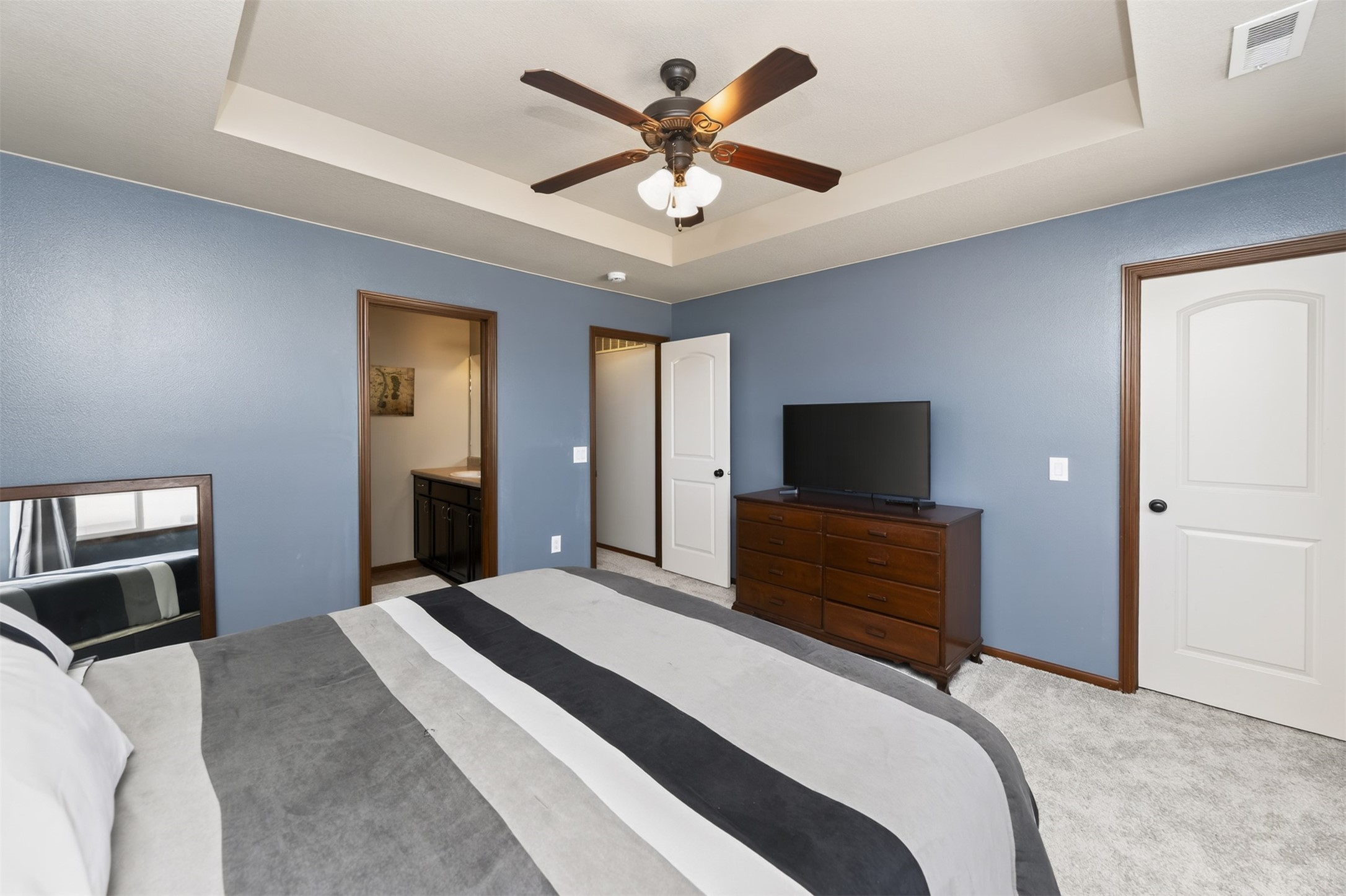8601 Westown Parkway 25106