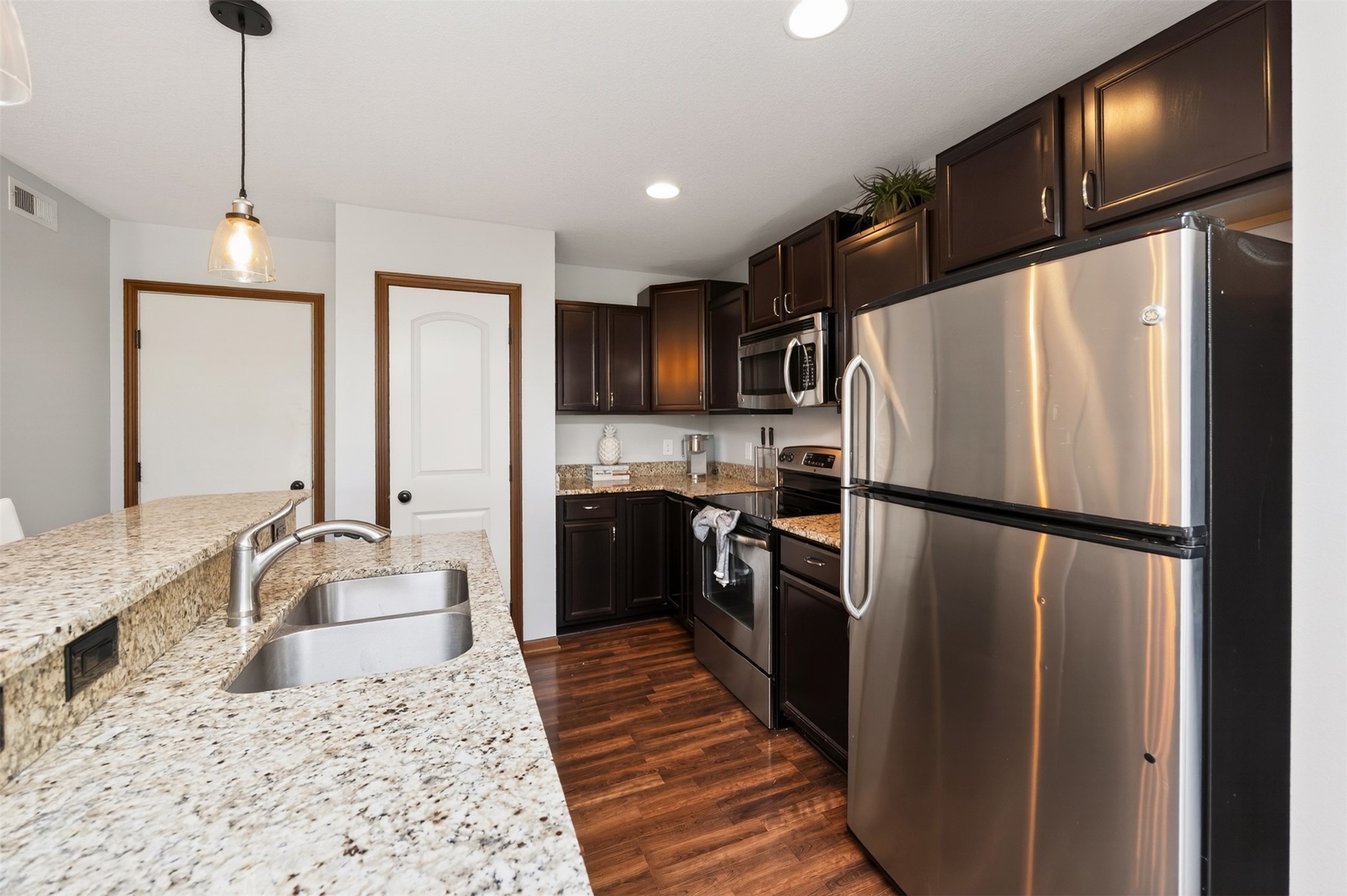 8601 Westown Parkway 25106