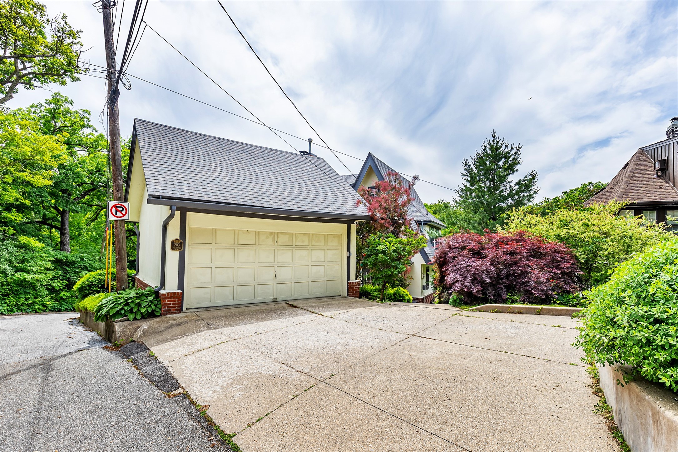 203 Tonawanda Drive