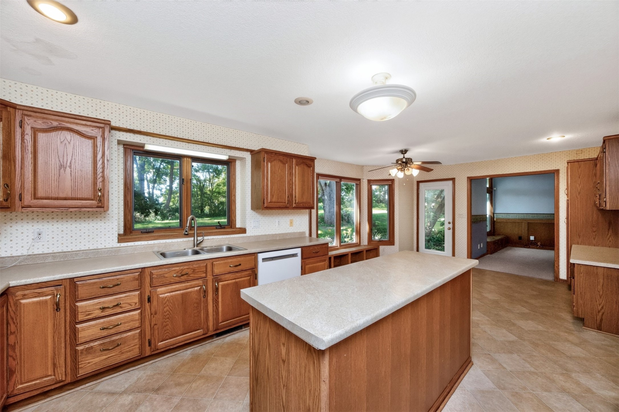 10022 Valdez Drive