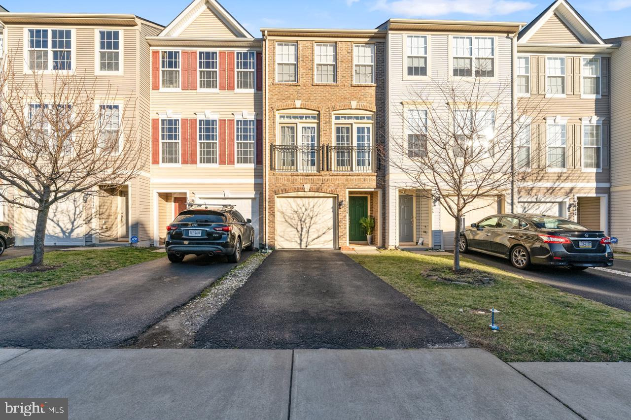 15614 John Diskin Cir