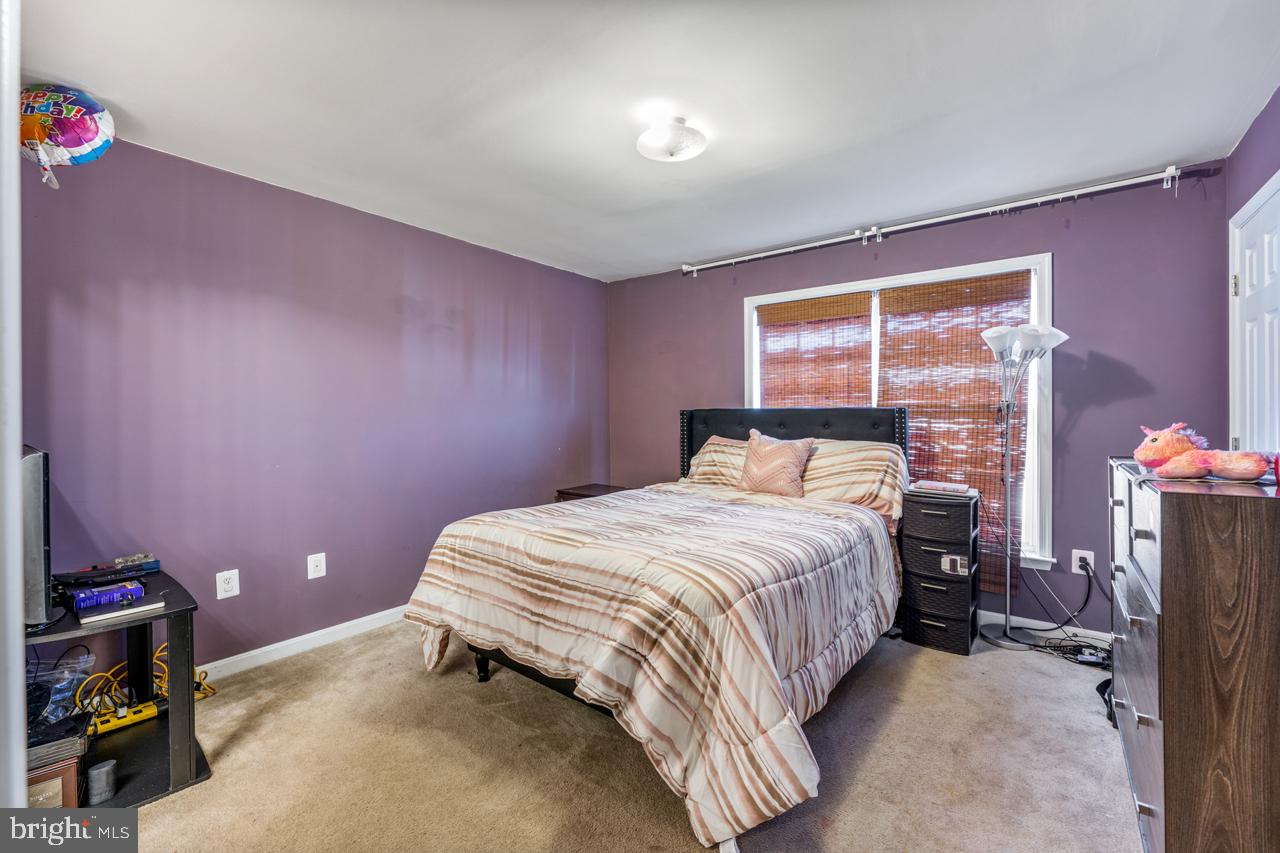 15614 John Diskin Cir