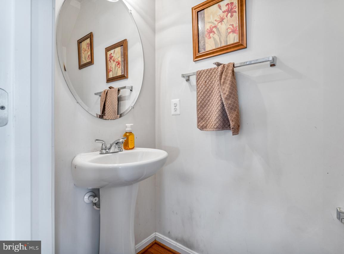 15614 John Diskin Cir
