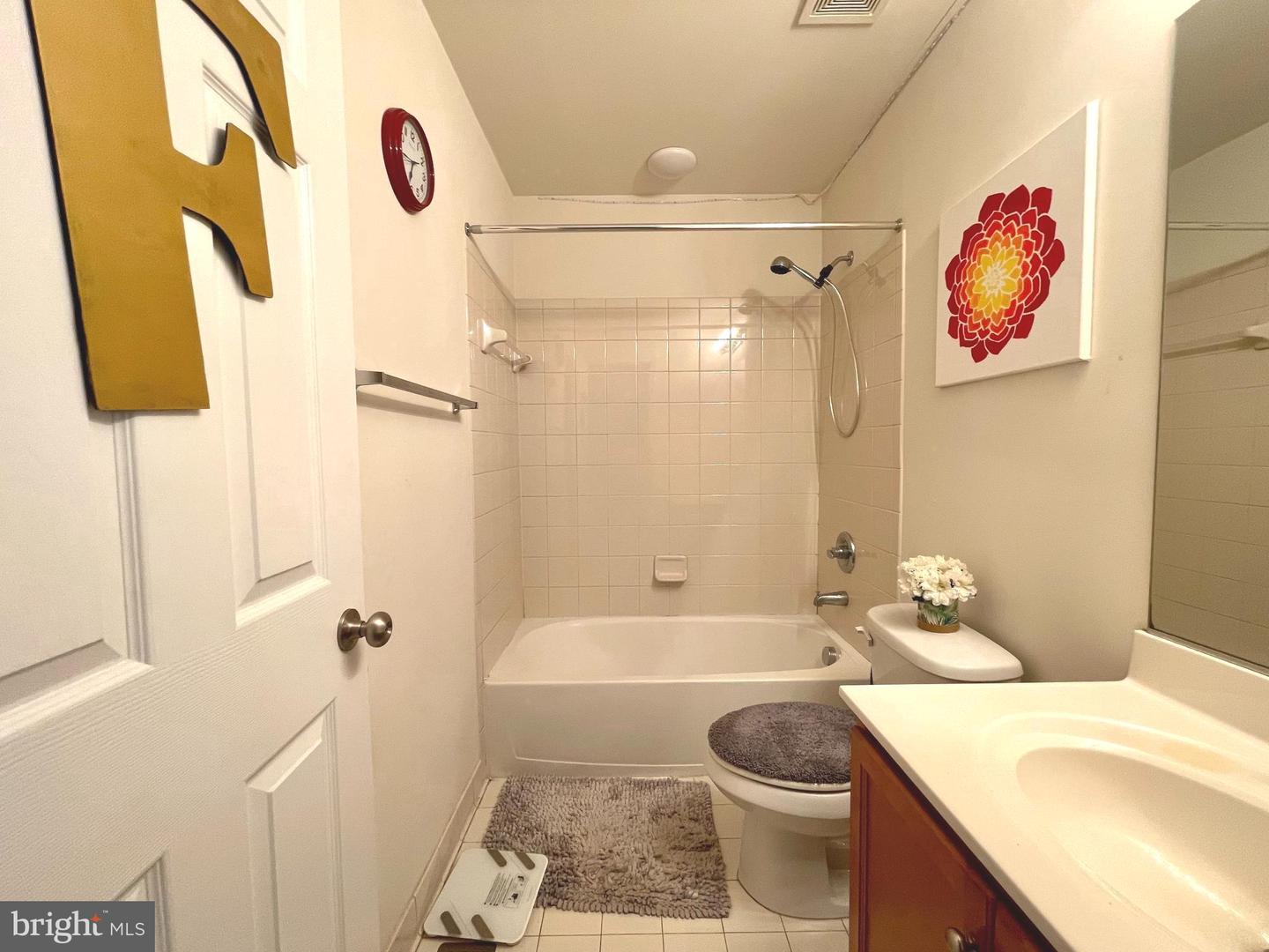 15614 John Diskin Cir