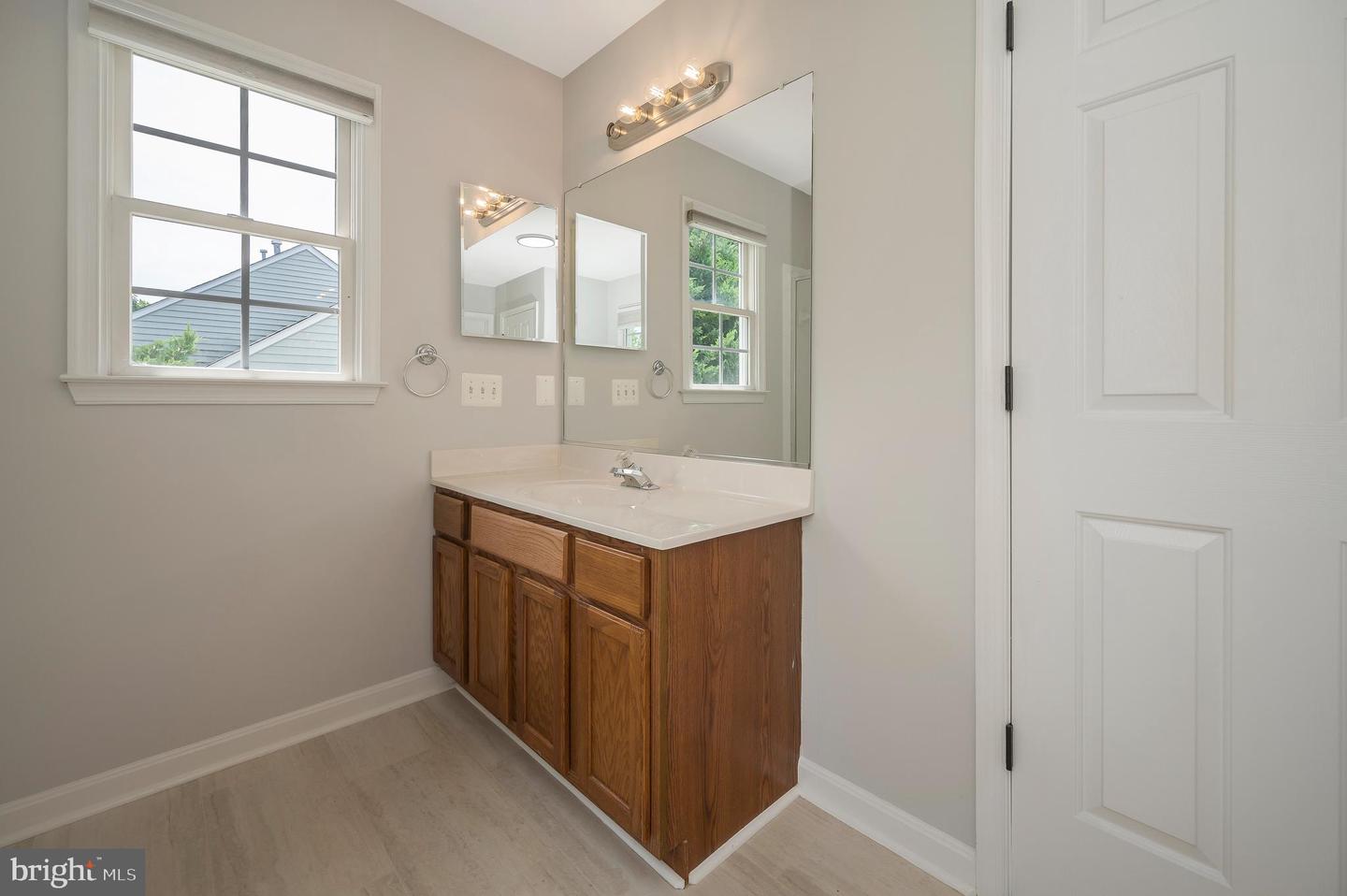 11205 Proudfoot Ln