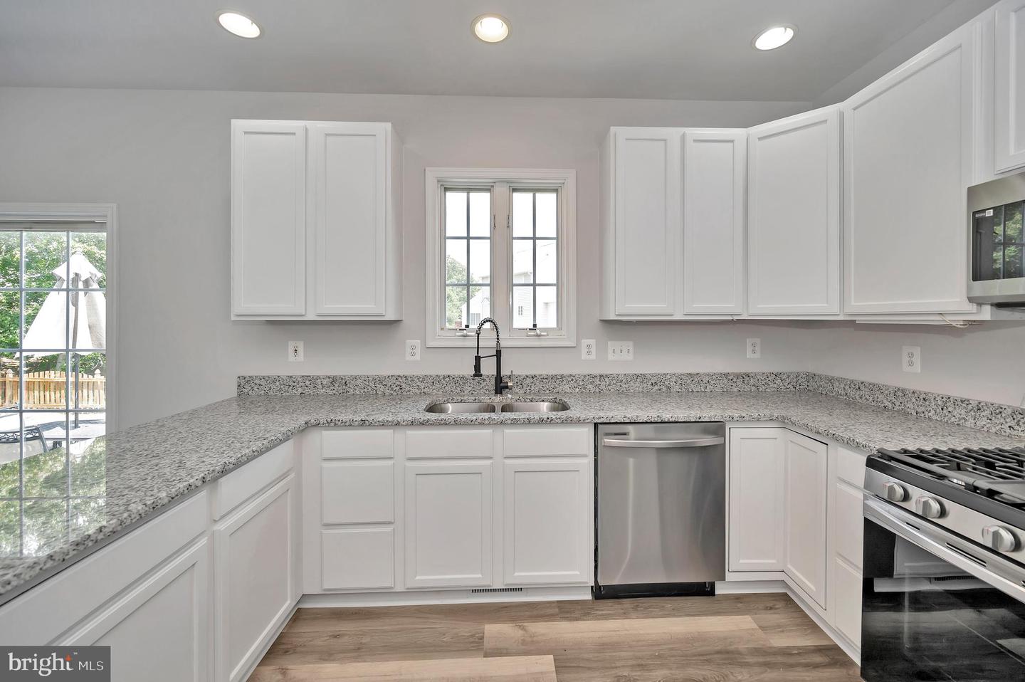 11205 Proudfoot Ln