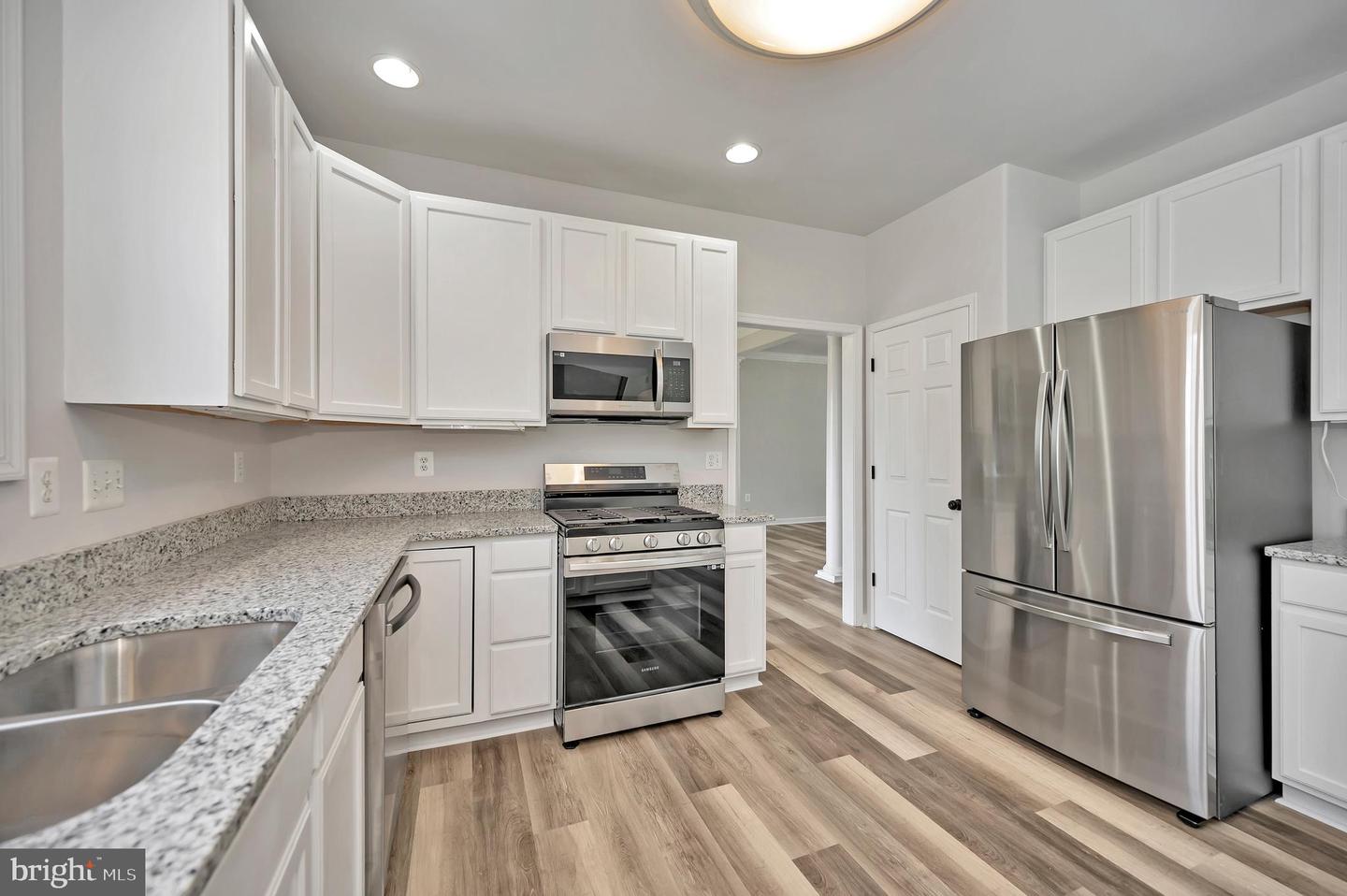 11205 Proudfoot Ln