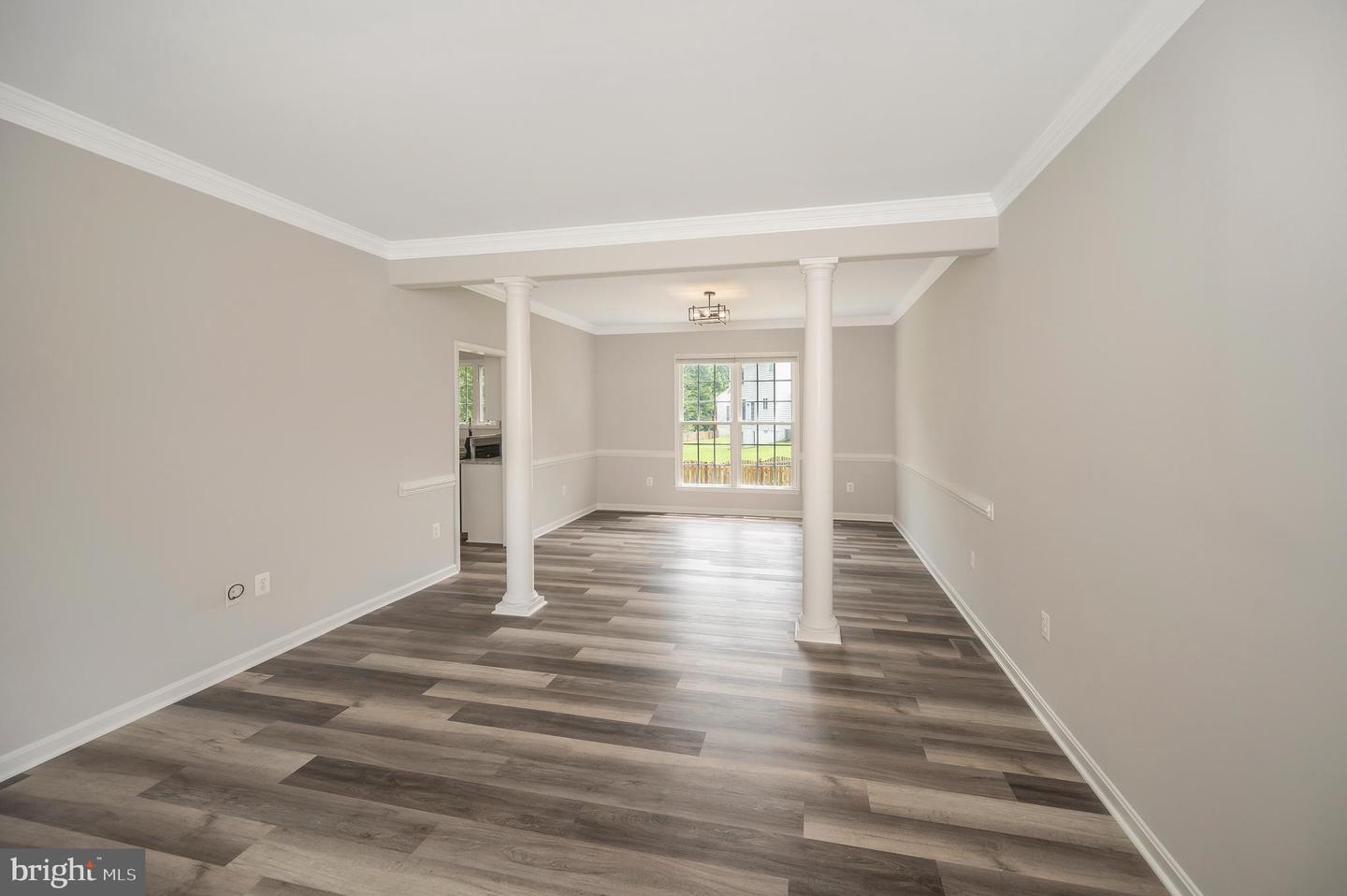 11205 Proudfoot Ln