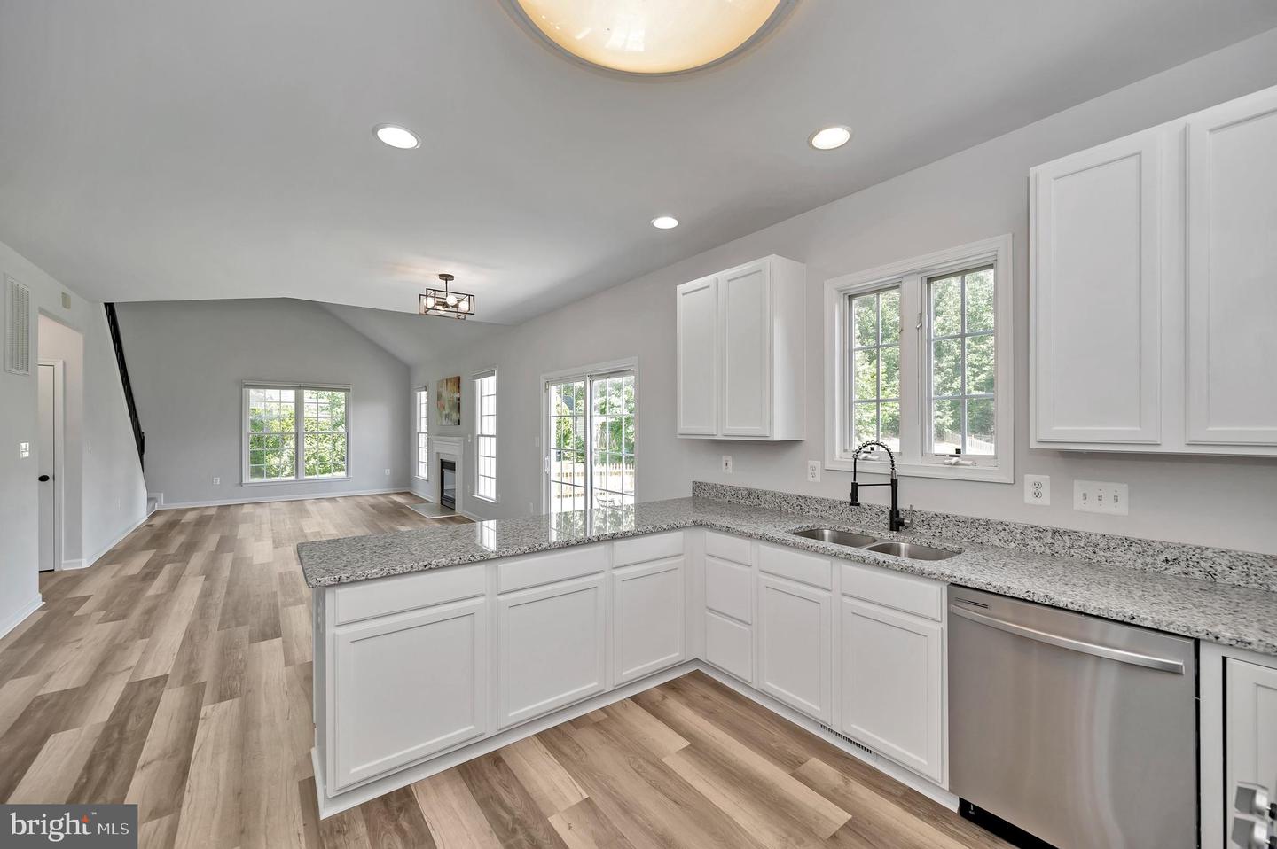 11205 Proudfoot Ln