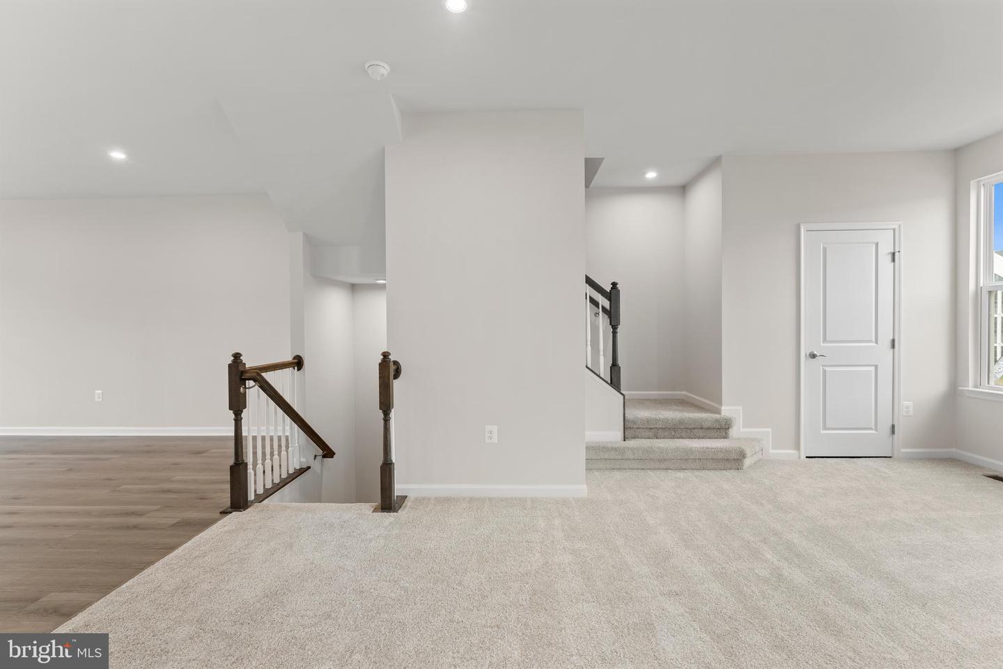 9344 TANFIELD DR