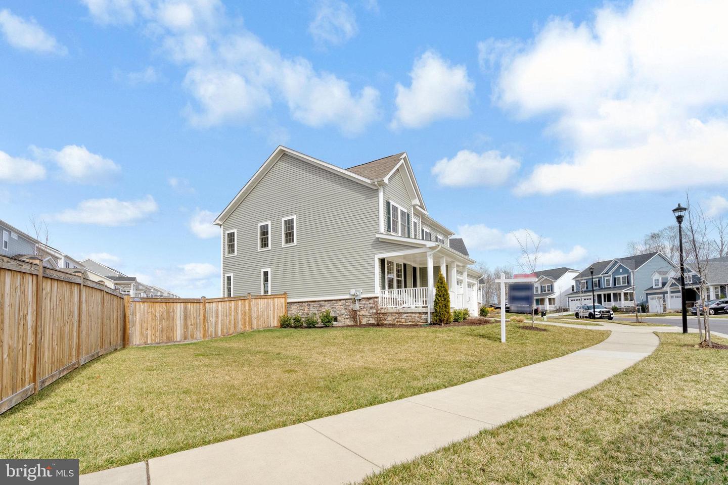 168 Hibiscus Dr