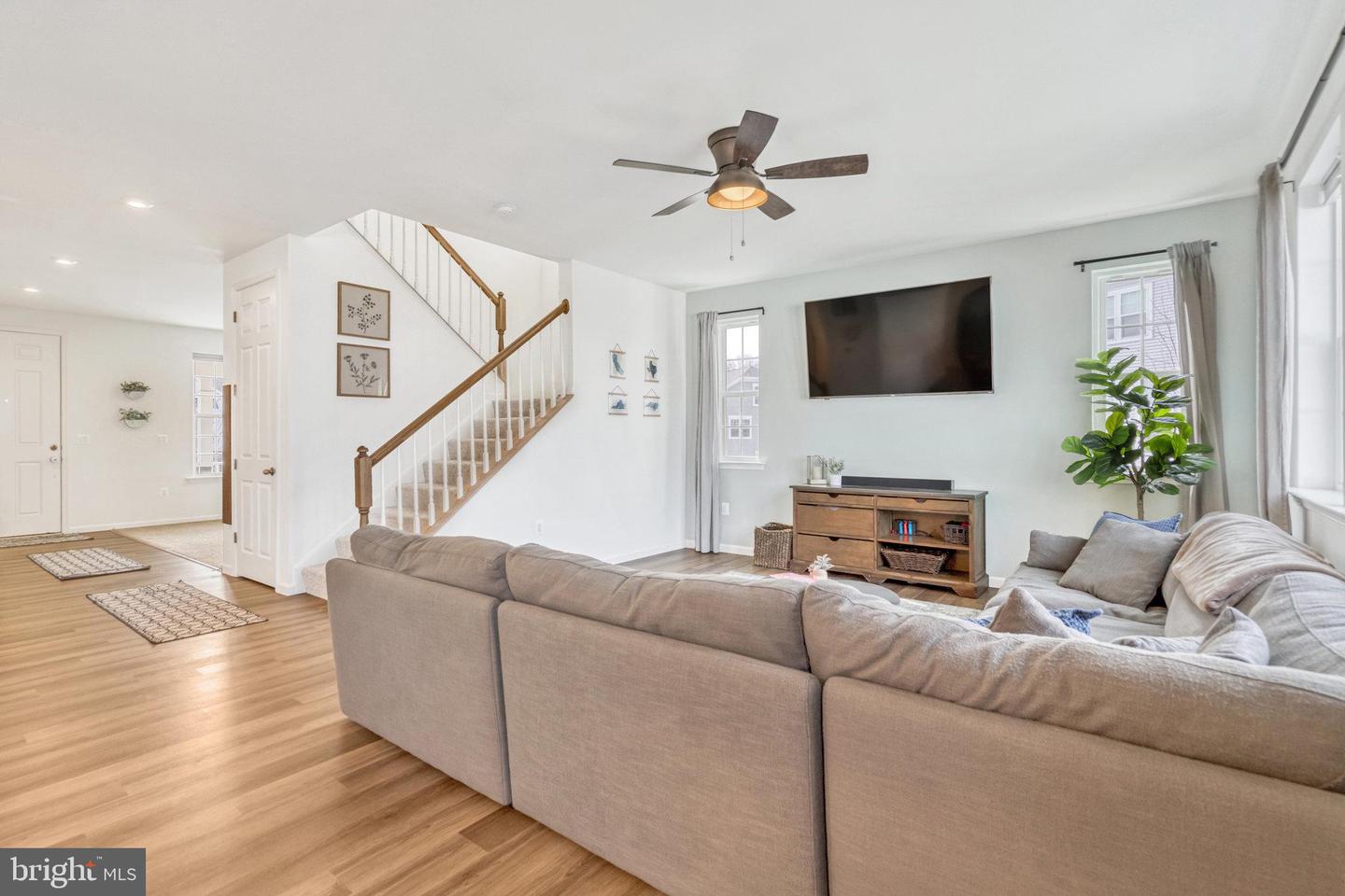 168 Hibiscus Dr