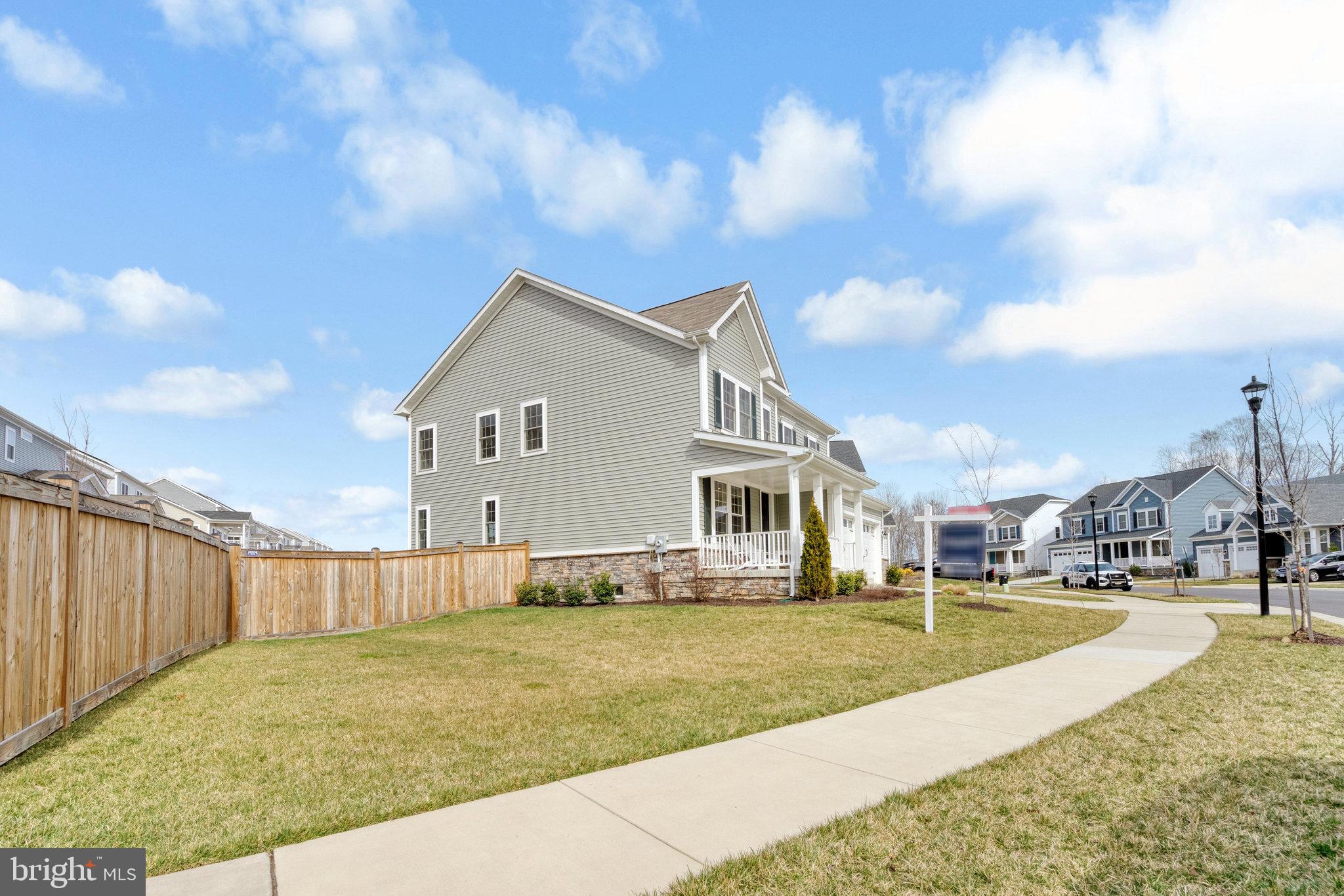 168 Hibiscus Dr