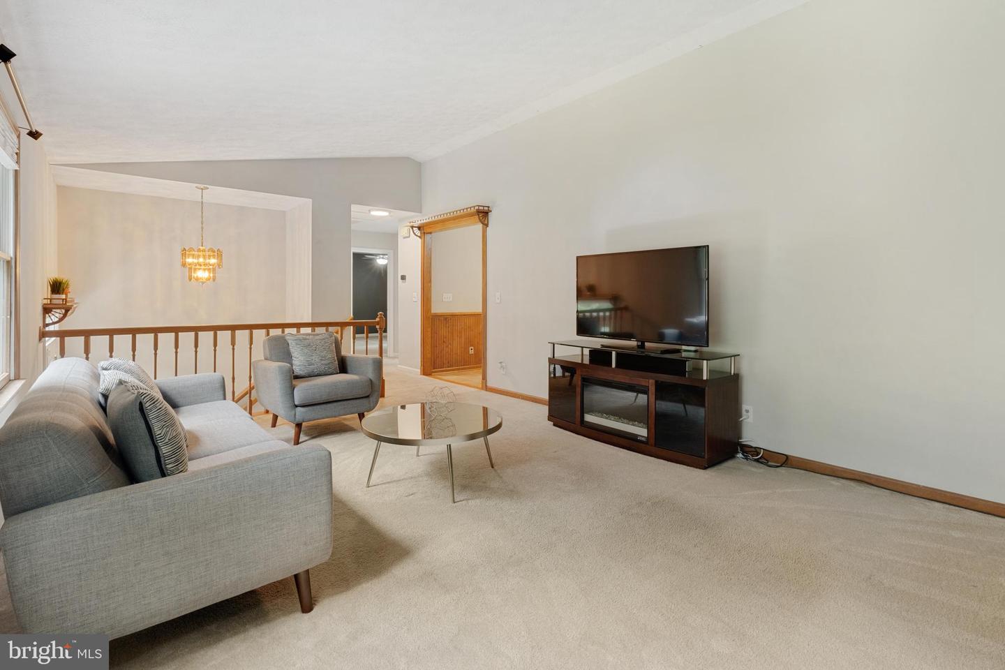 10 Colyer Rd