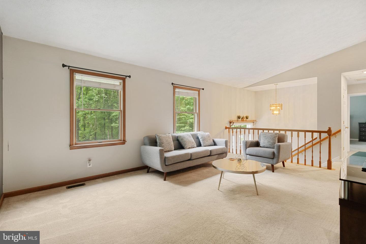 10 Colyer Rd