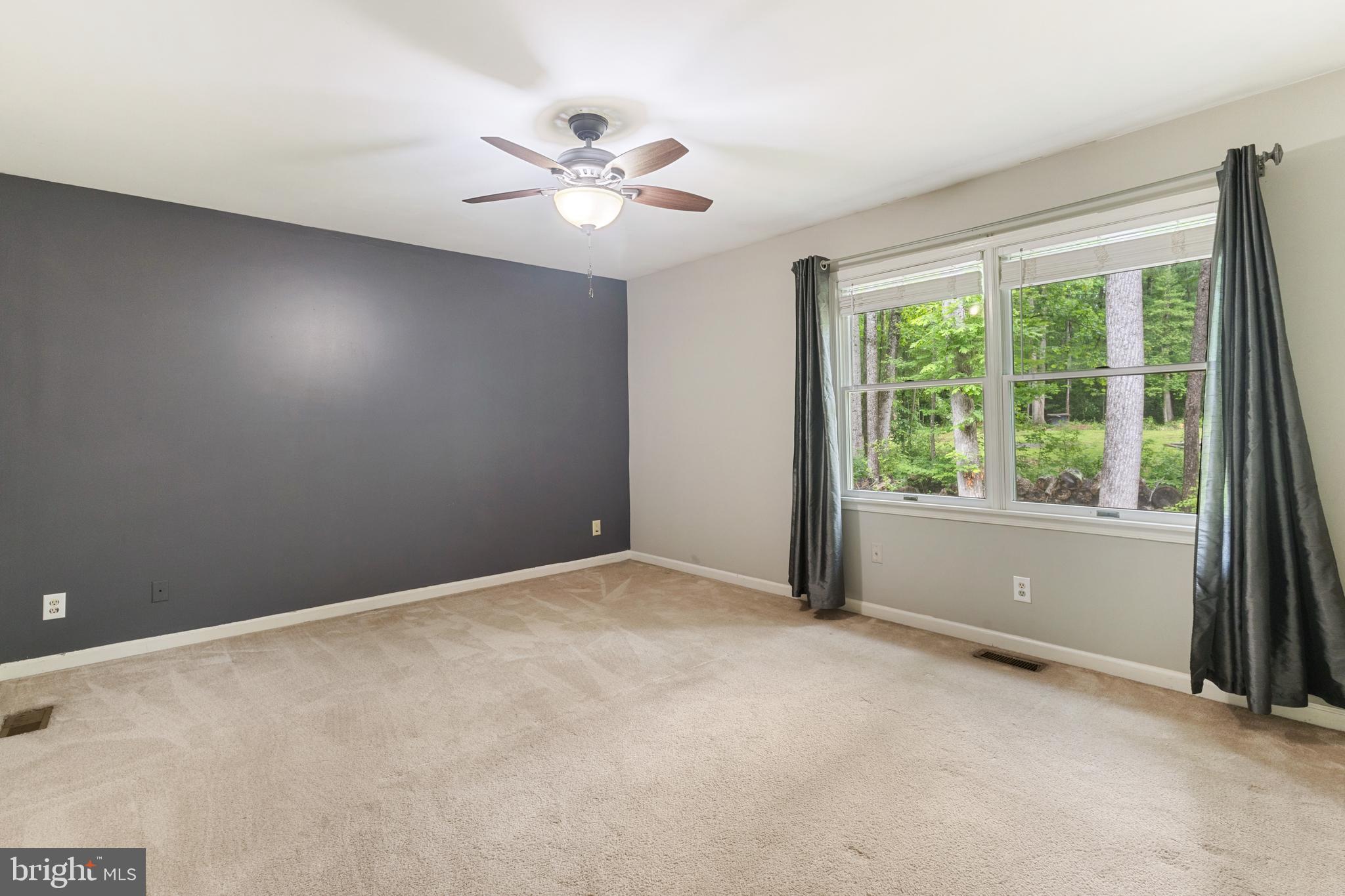 10 Colyer Rd