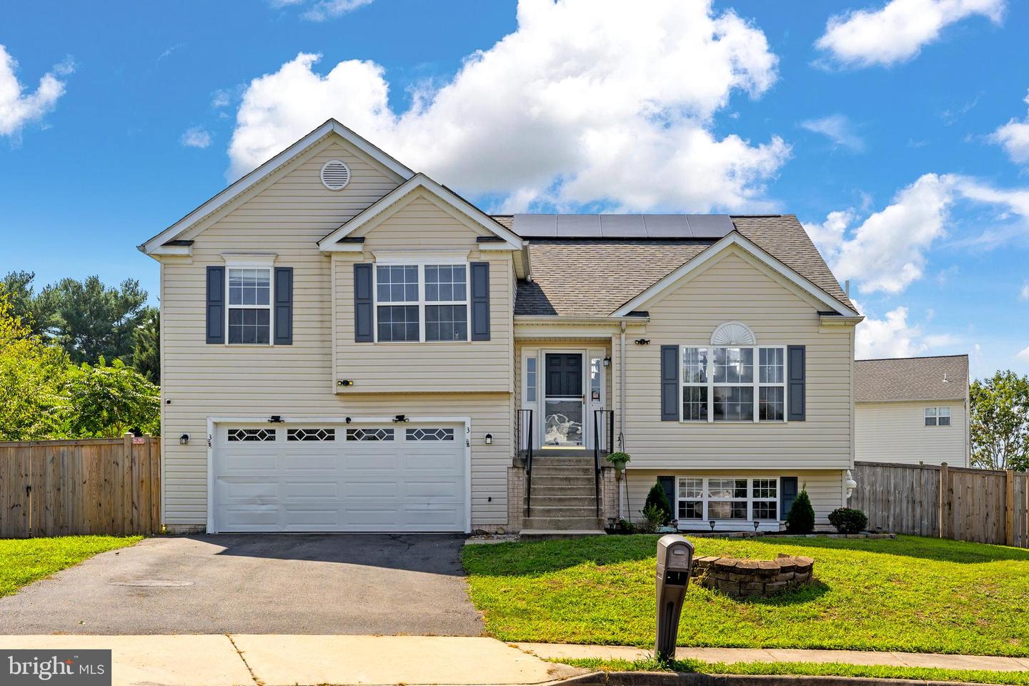 3 Little Field Dr