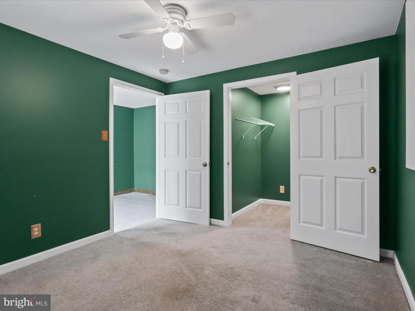 303 Mayfair #187