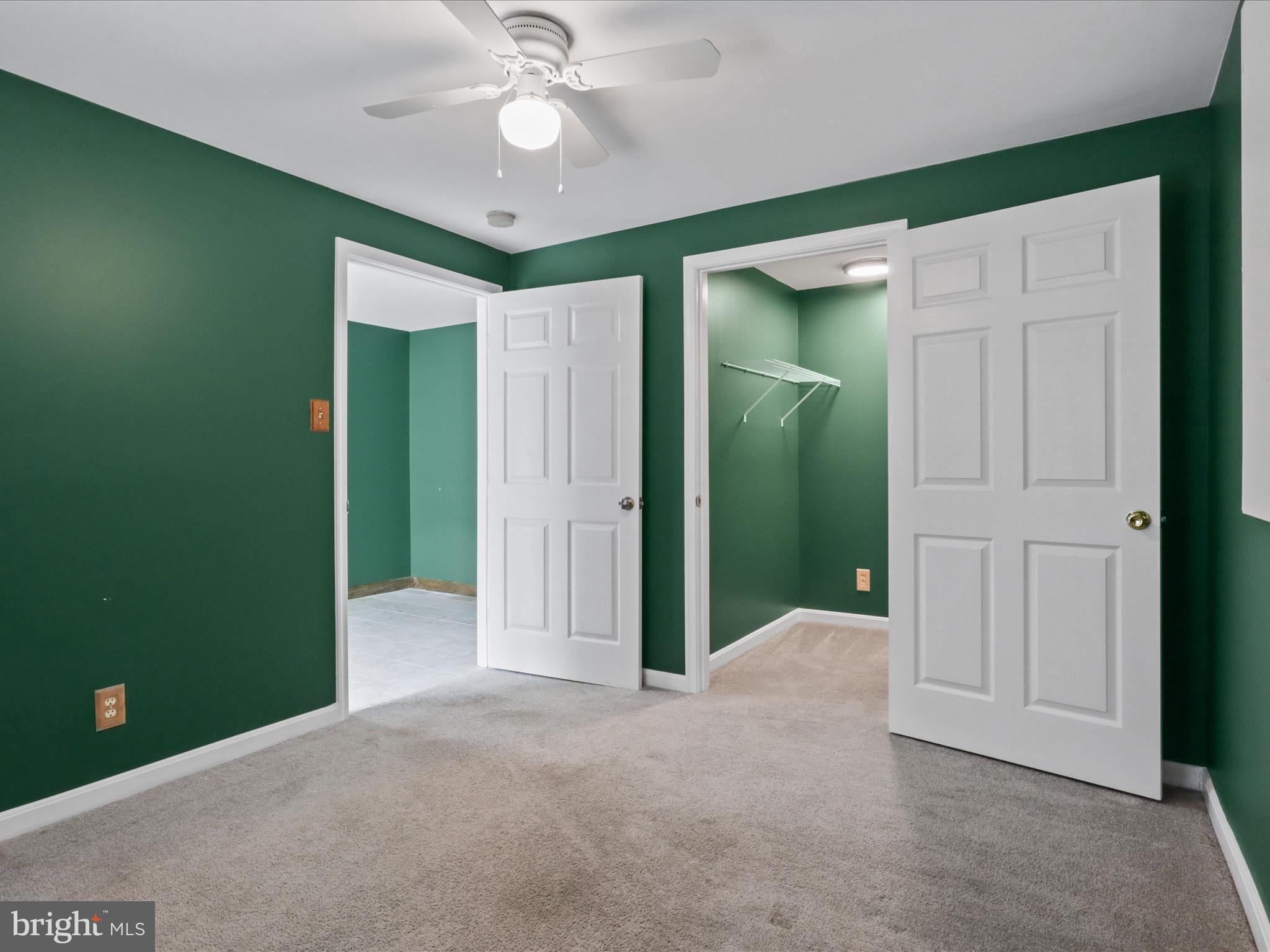 303 Mayfair #187