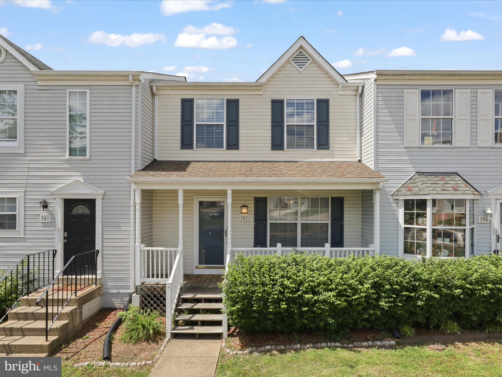 303 Mayfair #187