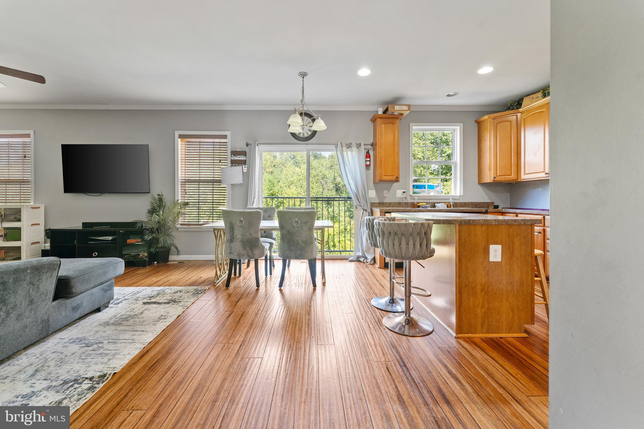 148 Executive Cir