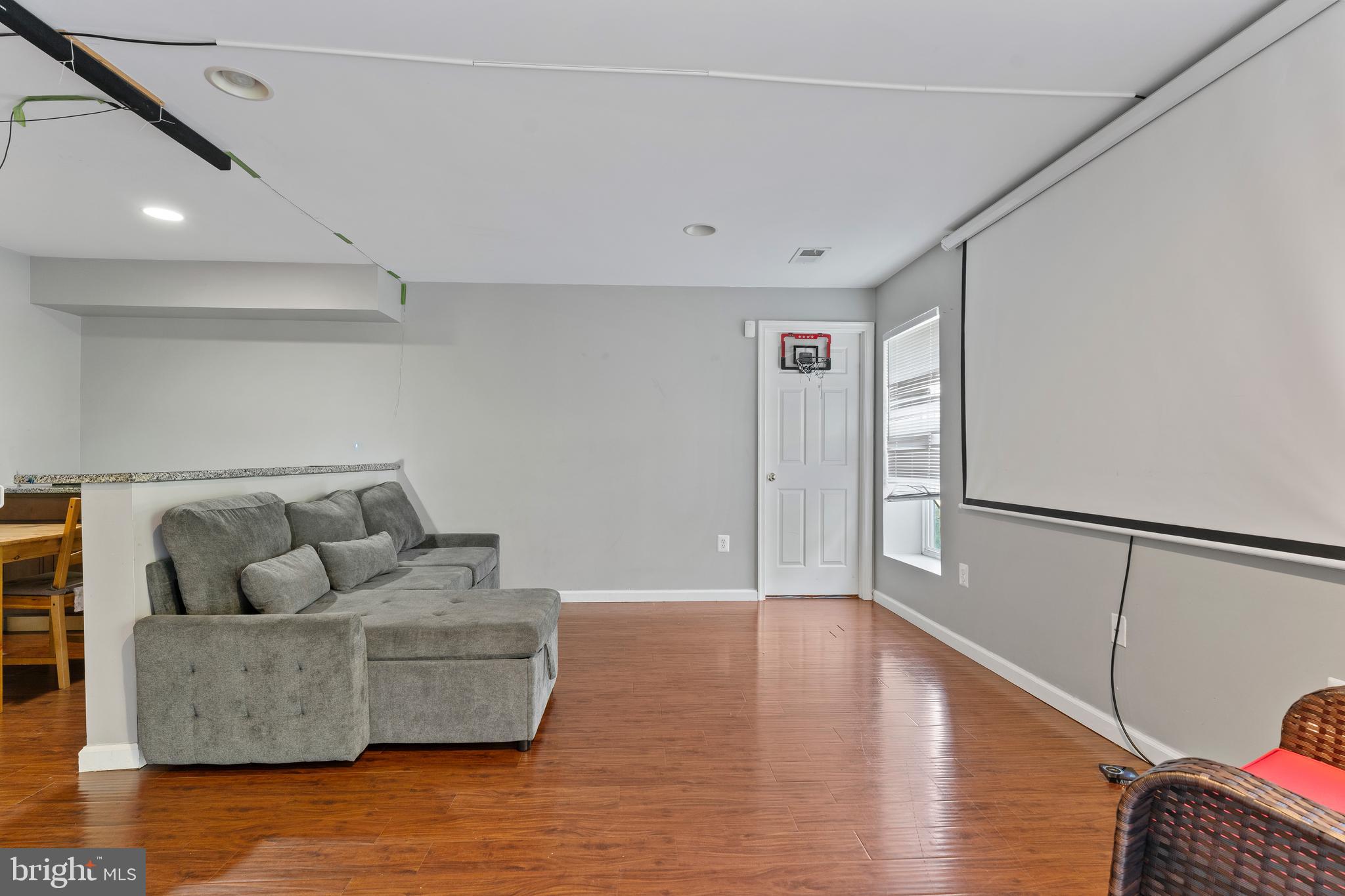 148 Executive Cir