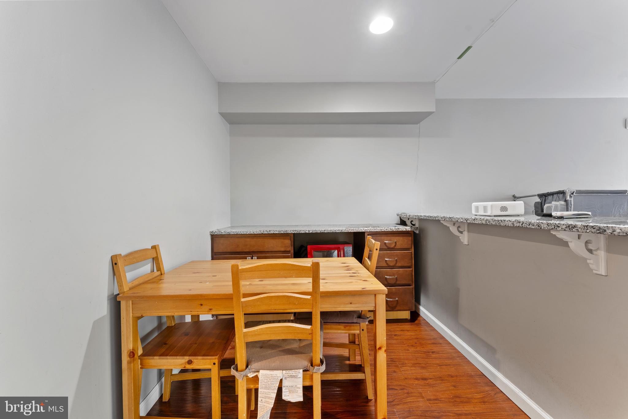 148 Executive Cir