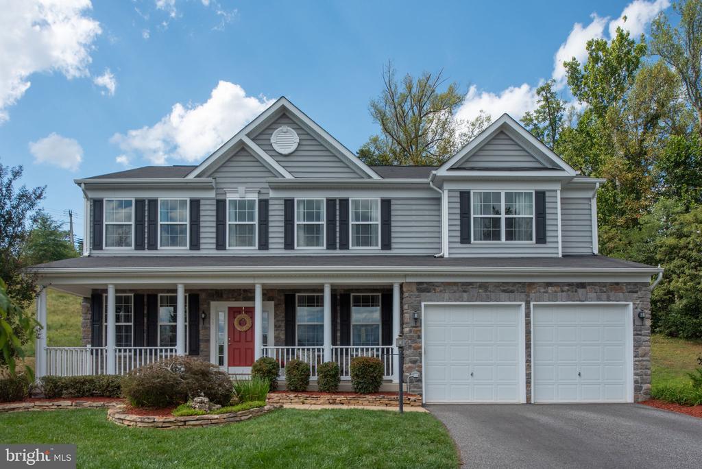 45 WOODFORD DRIVE