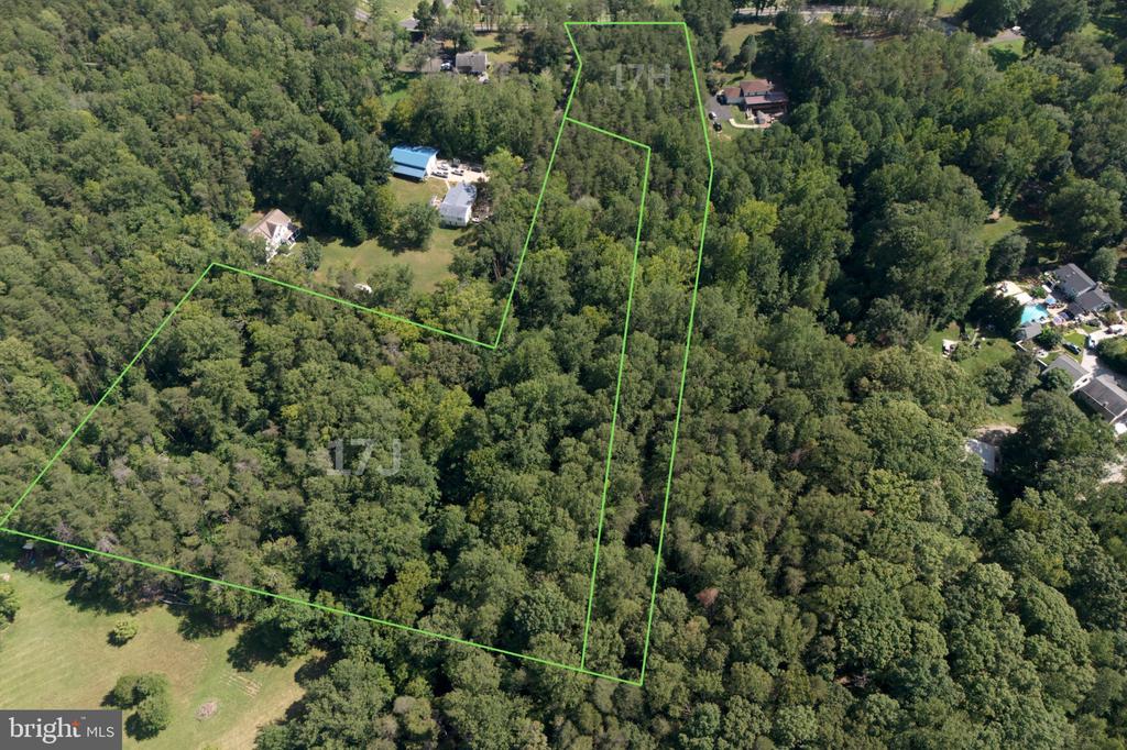 17J STEFANIGA ROAD