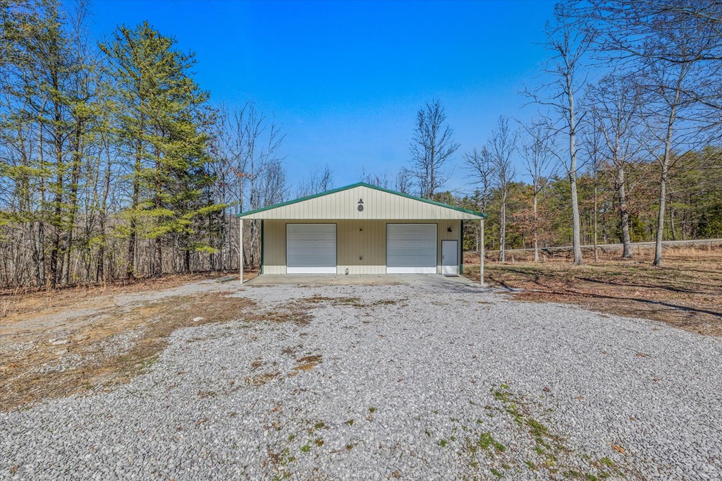 6889 Baker Mountain Rd